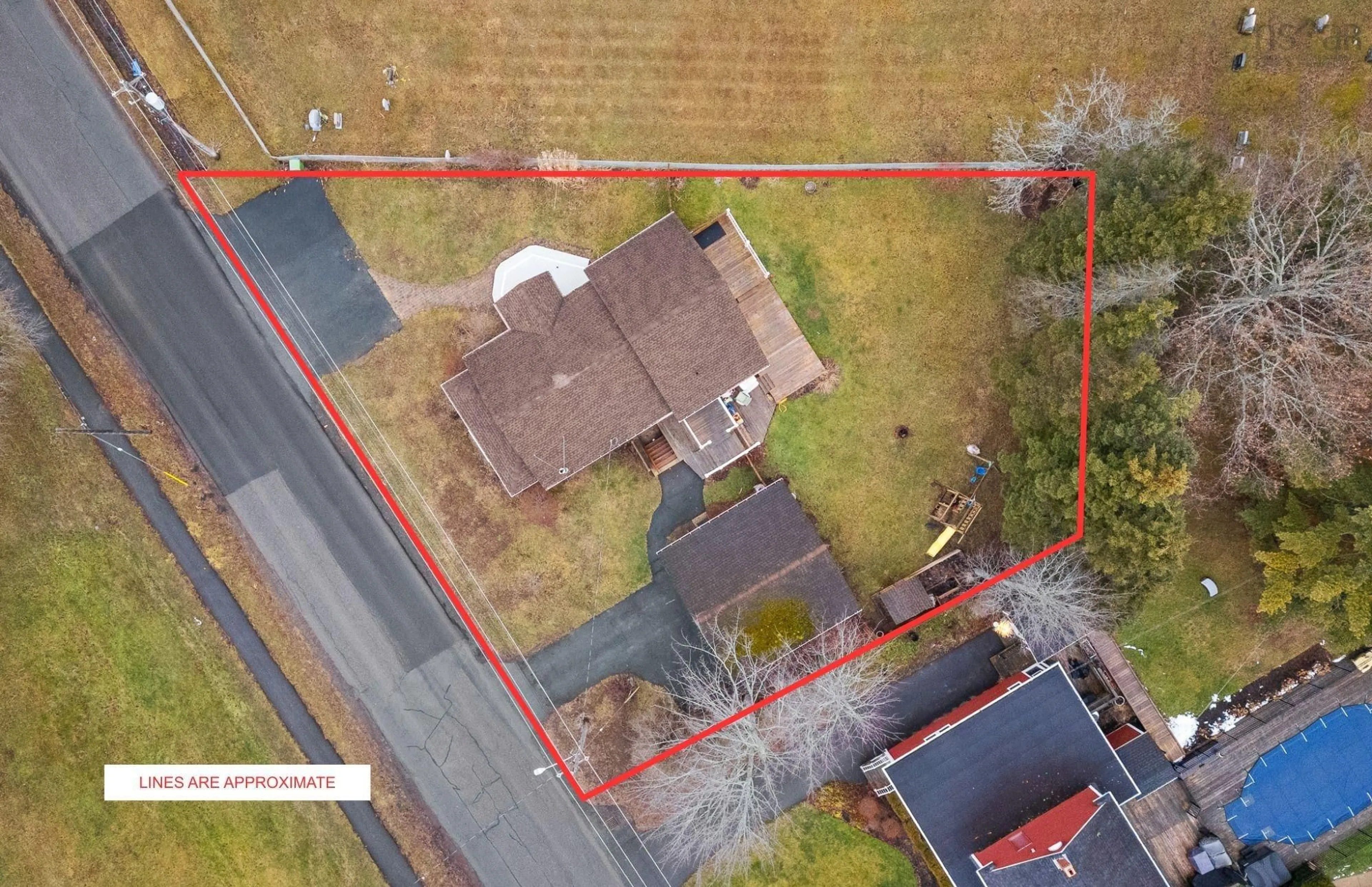 A pic from outside/outdoor area/front of a property/back of a property/a pic from drone, street for 637 Wiley Ave, Windsor Nova Scotia B0N 2T0