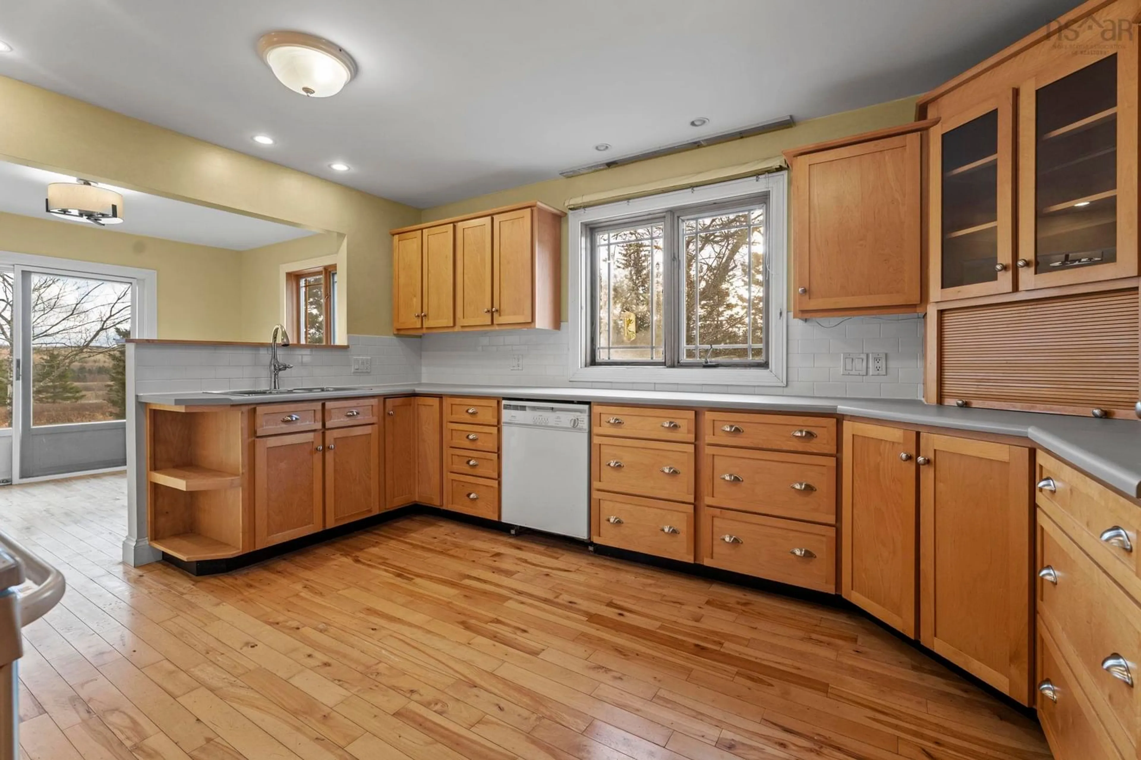 Standard kitchen, unknown for 9676 Highway 224, Greenwood Nova Scotia B0N 1X0