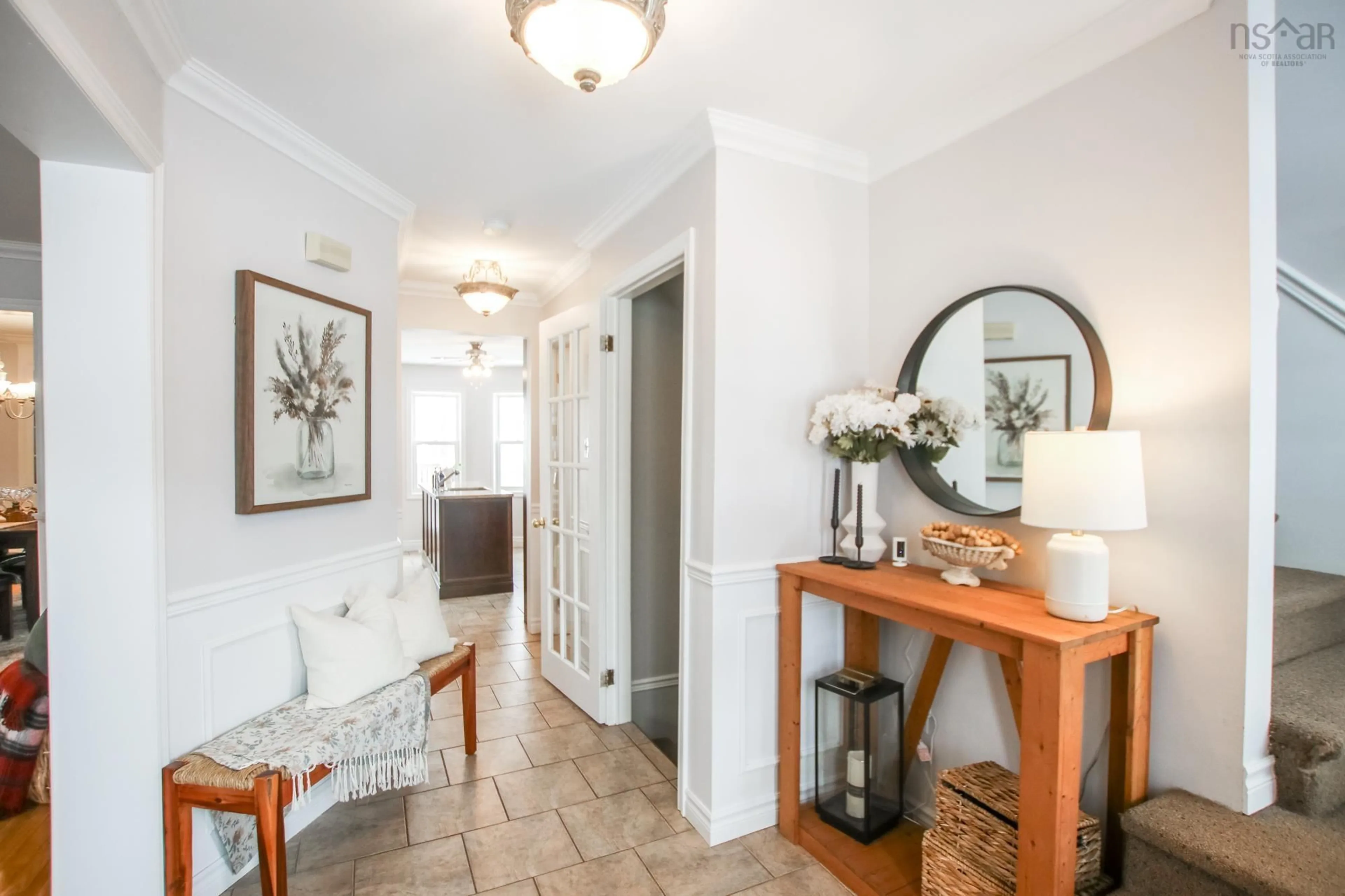 Indoor entryway for 194 Auburn Dr, Dartmouth Nova Scotia B2W 6G2