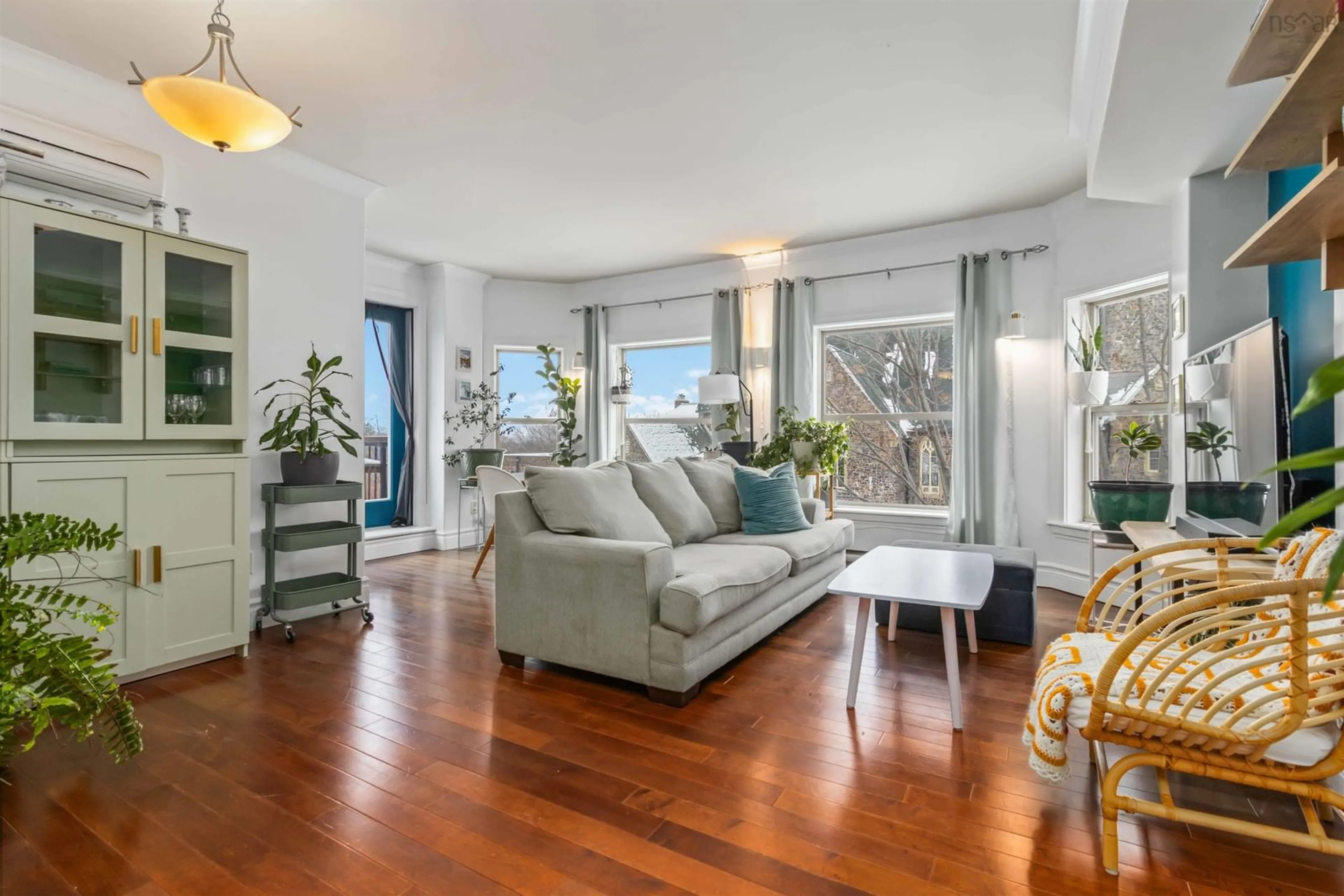 Living room with furniture, unknown for 1270 Oxford St #402, Halifax Nova Scotia B3H 3Y8