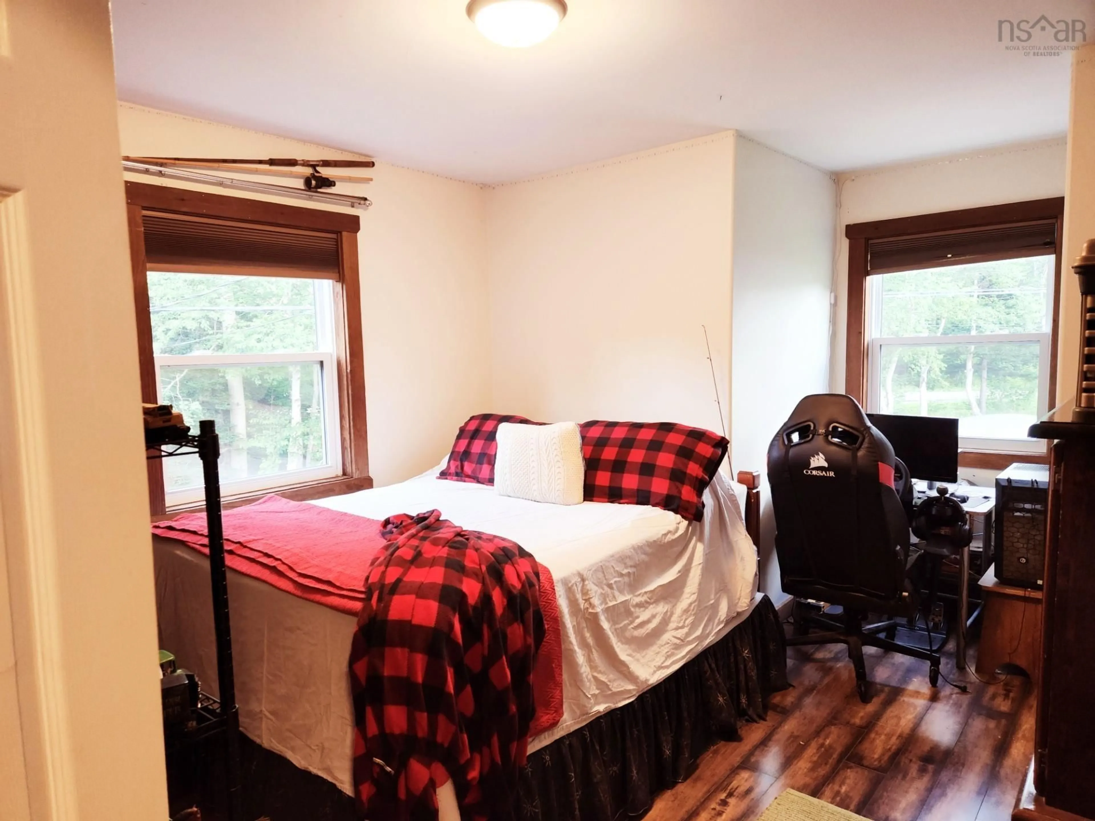 A pic of a room for 27859 Cabot Trail Rd, Dingwall Nova Scotia B0C 1G0