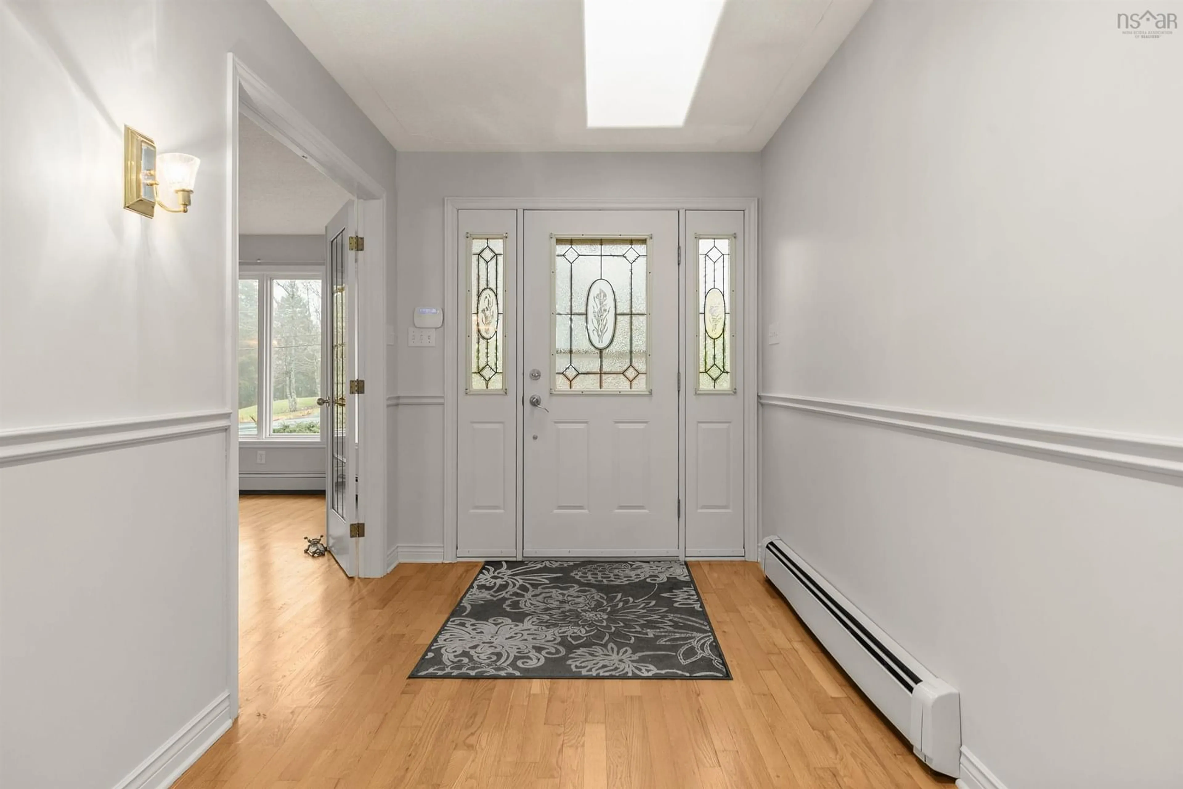 Indoor entryway for 211 Kingswood Dr, Hammonds Plains Nova Scotia B4B 1L2