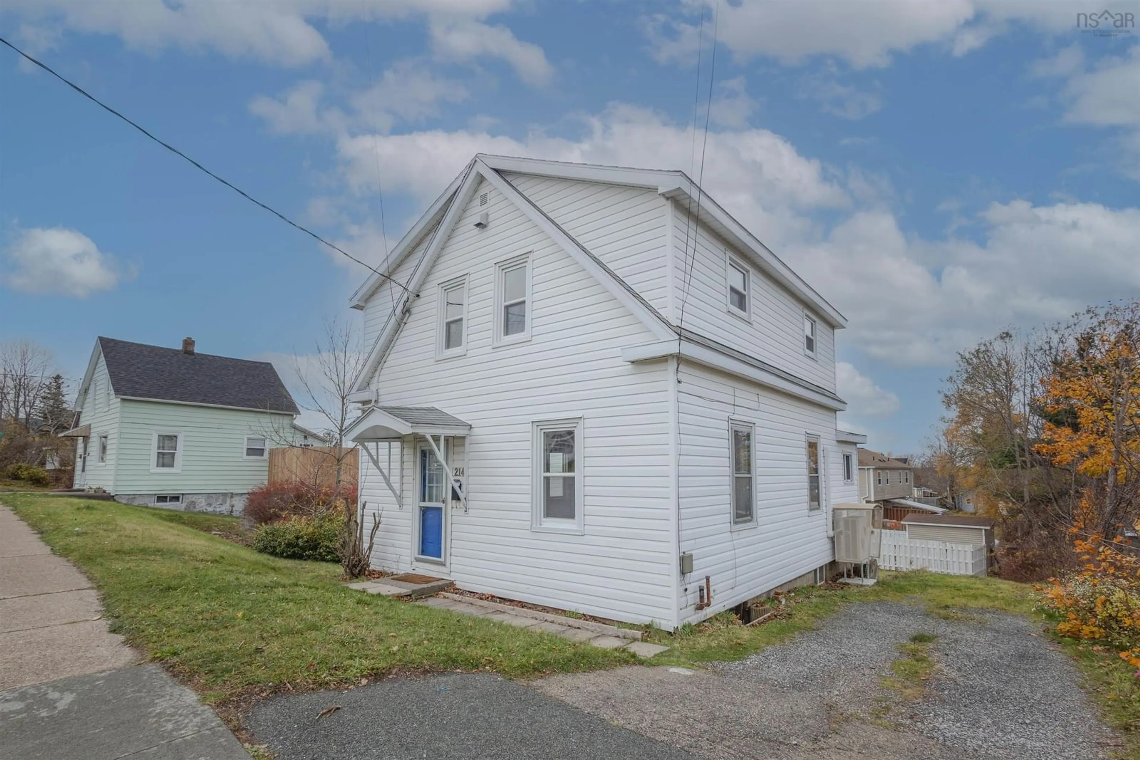 Unknown for 214 Alexander St, Sydney Nova Scotia B1P 2E8