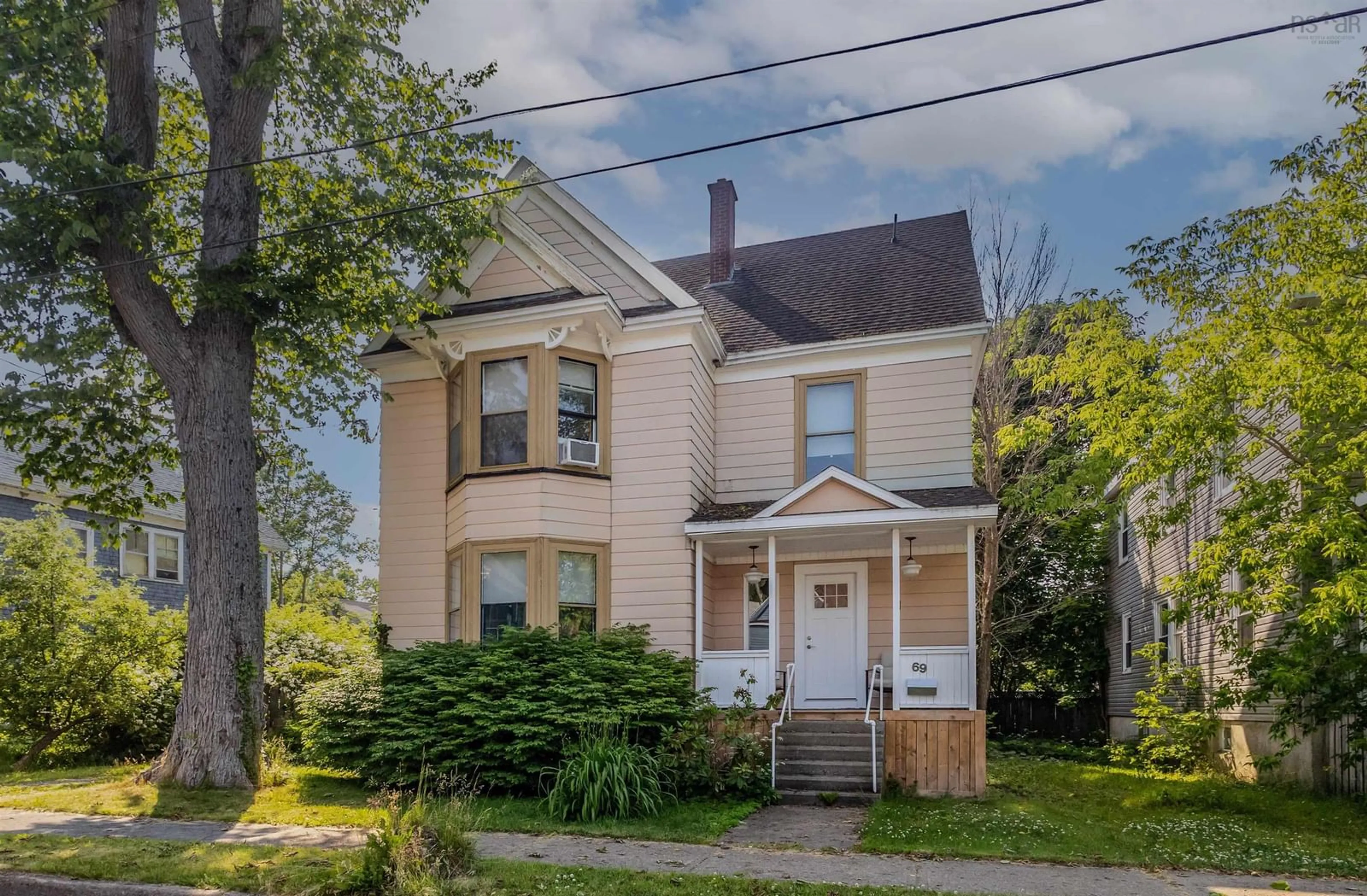 Home with vinyl exterior material, street for 69 Union St, Sydney Nova Scotia B1P 4X6