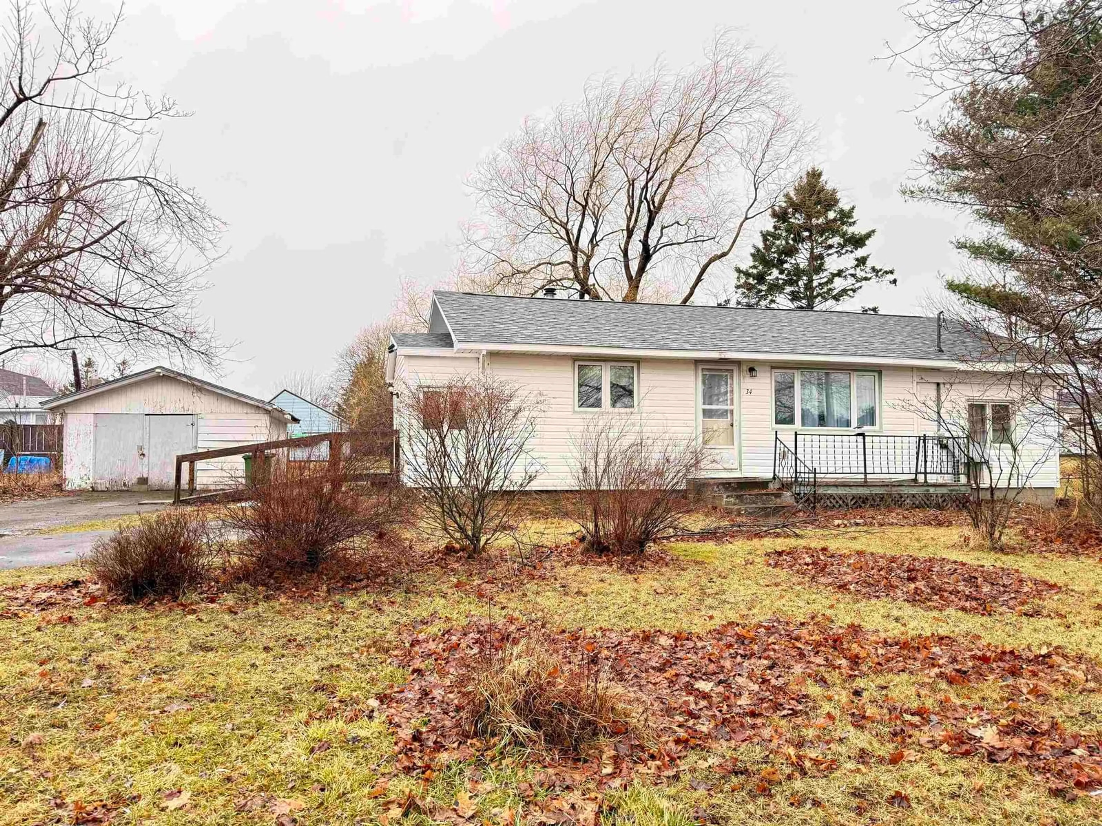 A pic from outside/outdoor area/front of a property/back of a property/a pic from drone, unknown for 34 Poplar Street, Stellarton Nova Scotia B0K 1S0