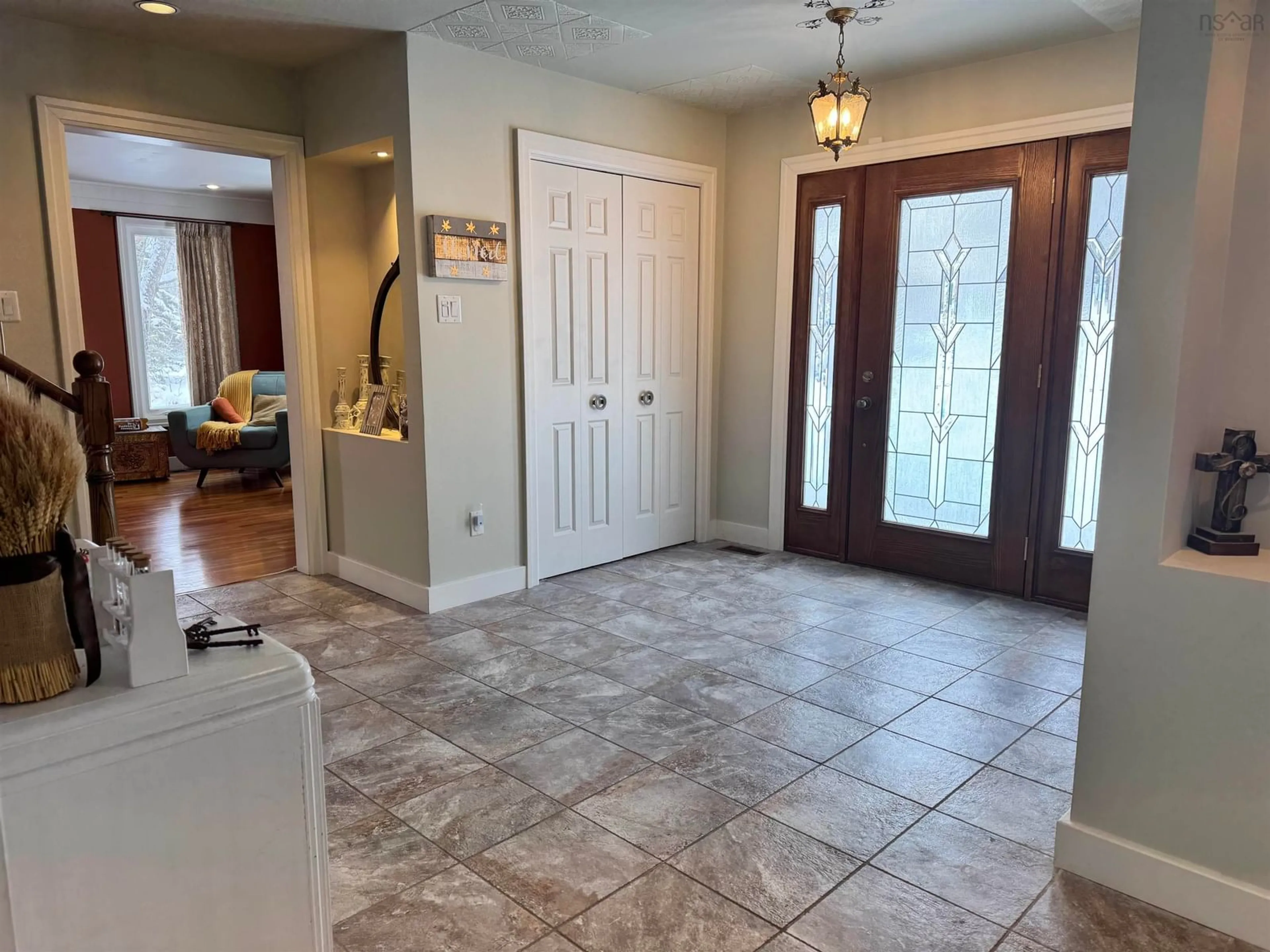 Indoor entryway for 88 Cobequid Dr, Truro Nova Scotia B2N 5R2