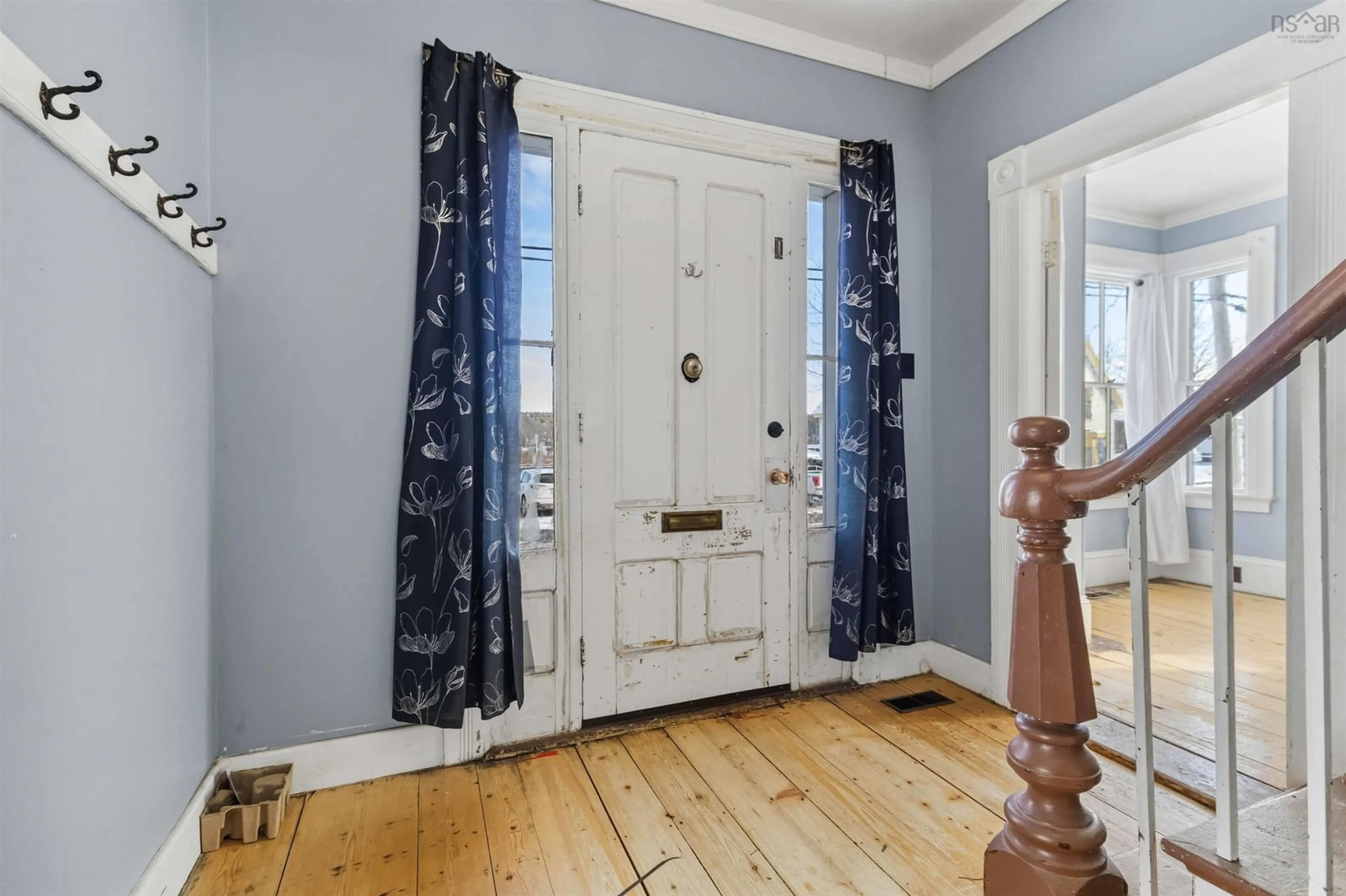 Indoor entryway for 101 Pleasant St, Bridgewater Nova Scotia B4V 1N3