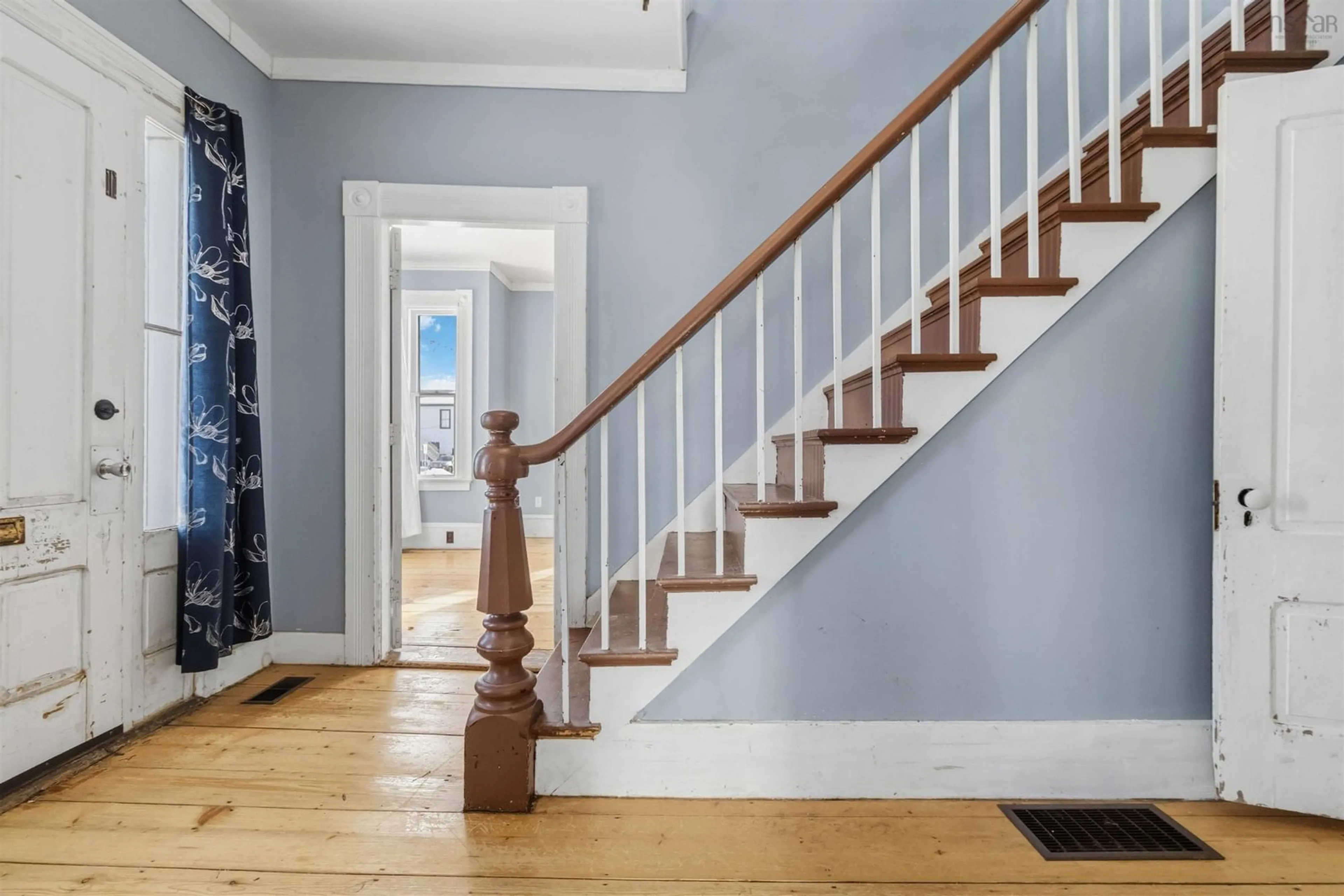 Stairs for 101 Pleasant St, Bridgewater Nova Scotia B4V 1N3