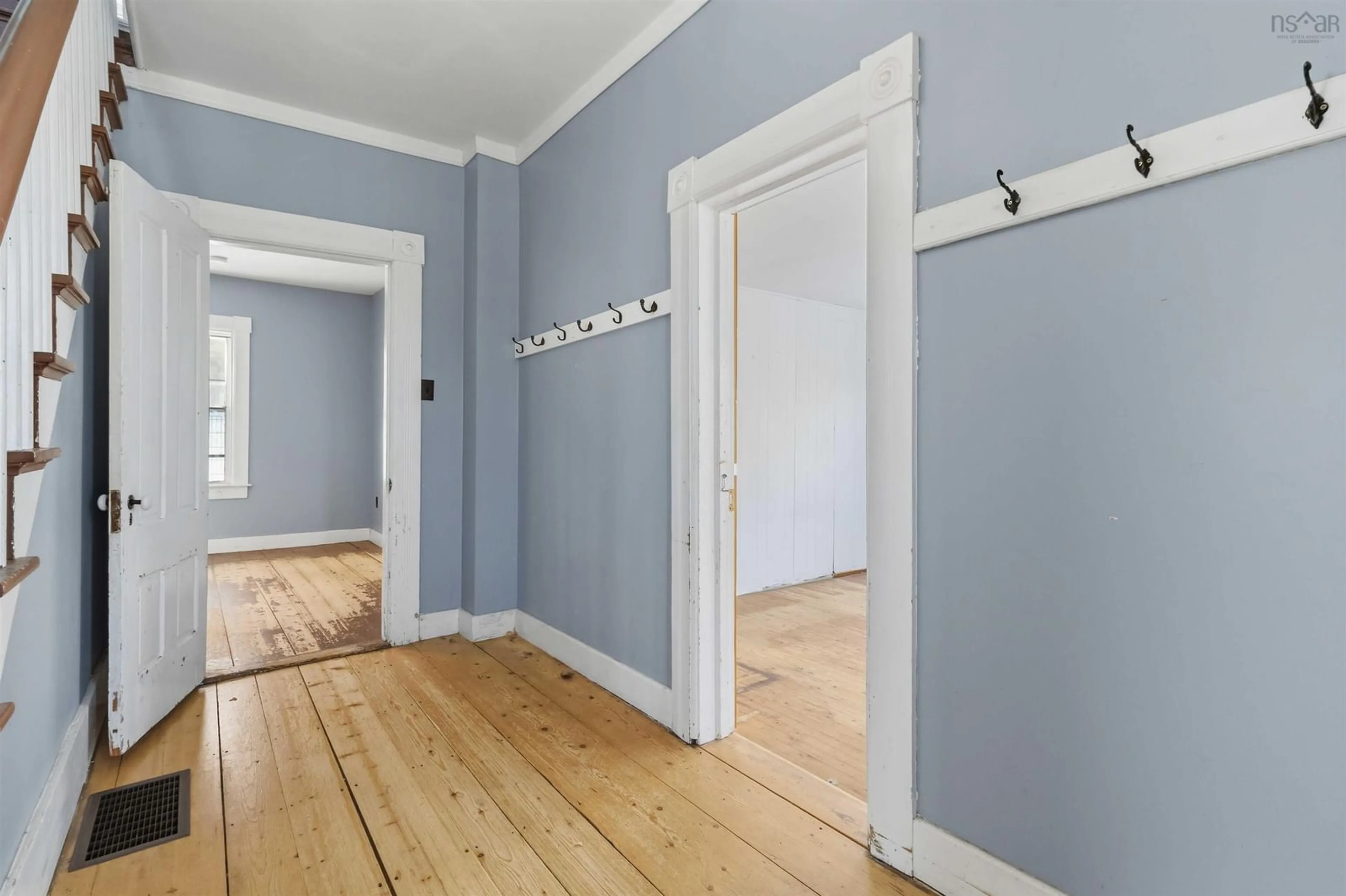 Unknown for 101 Pleasant St, Bridgewater Nova Scotia B4V 1N3