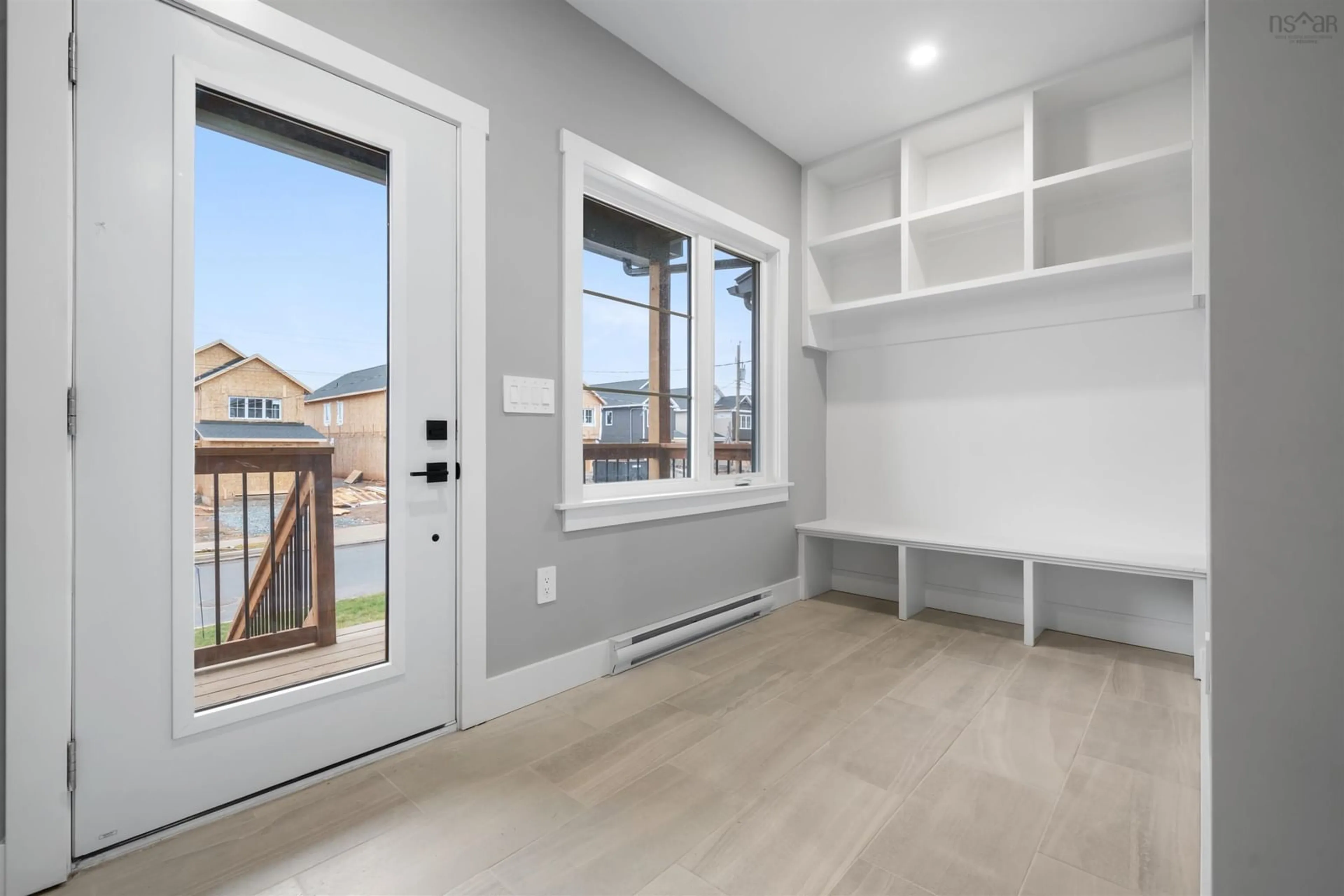 Indoor entryway for 32 Brianna Dr, Lantz Nova Scotia B2S 0K4