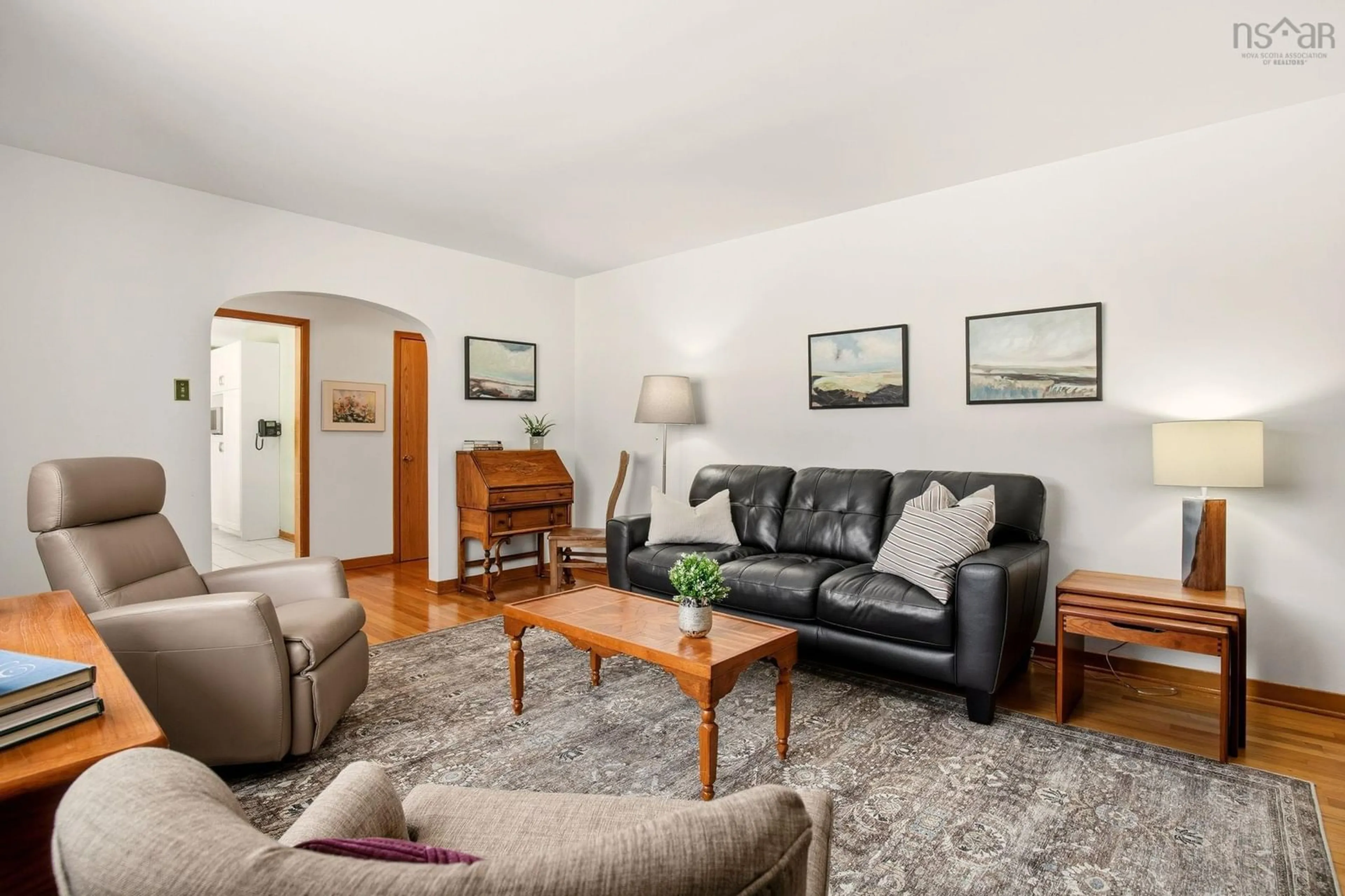 Living room with furniture, wood/laminate floor for 21 Macrae Ave, Dartmouth Nova Scotia B2Y 1Z4