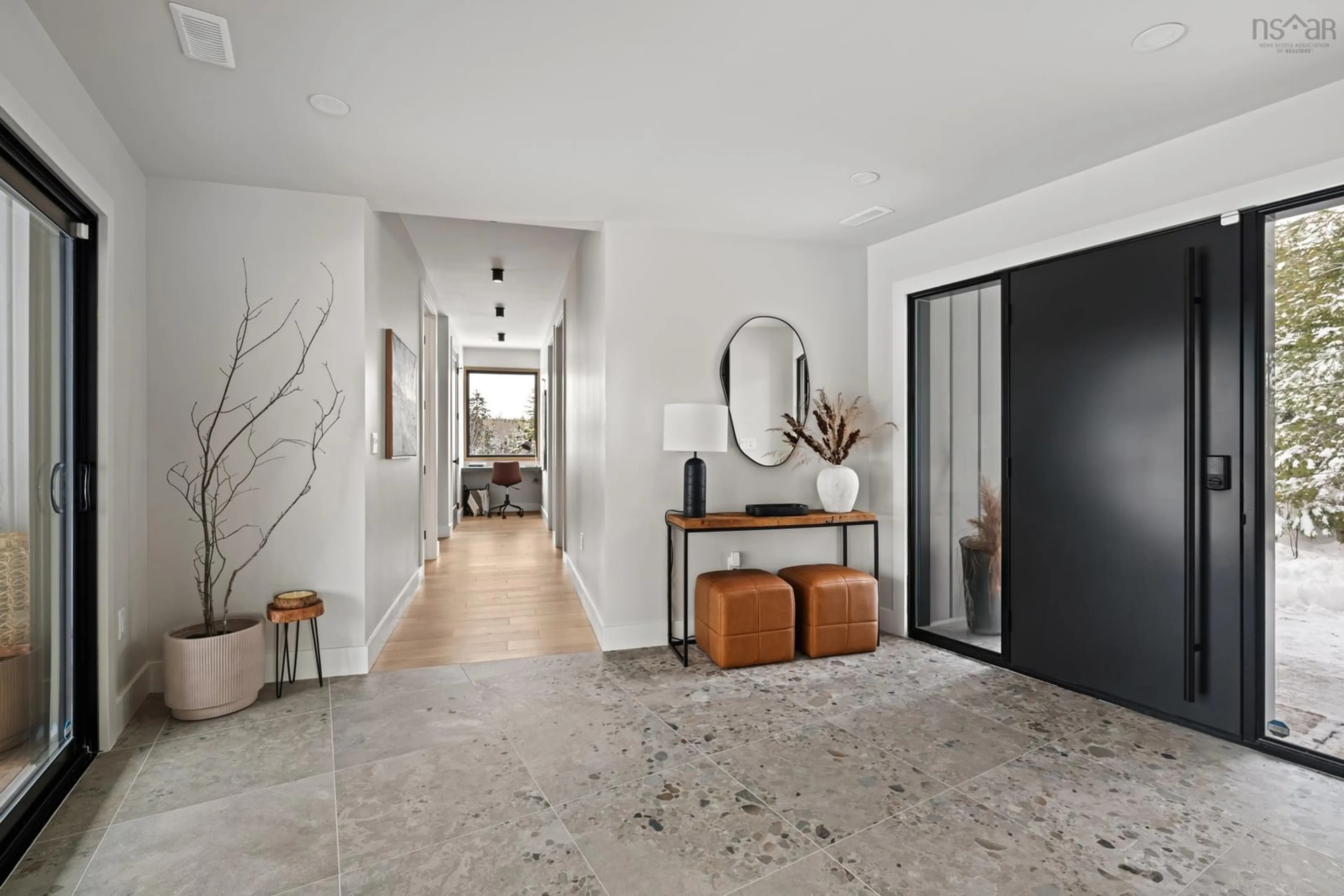 Indoor entryway for 369 Meek Arm Trail, Mount Uniacke Nova Scotia B0N 1Z0