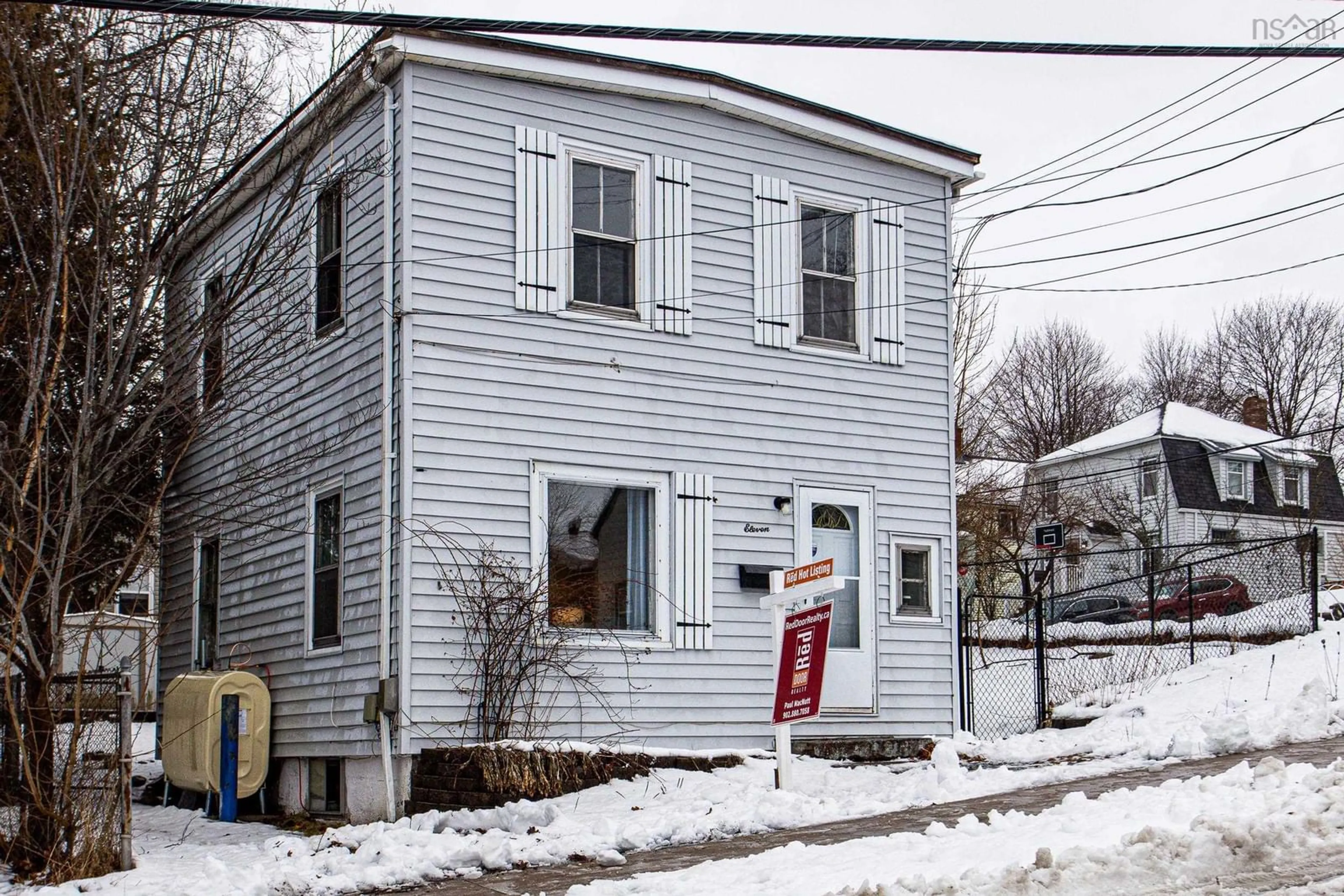 Unknown for 11 Maynard St, Dartmouth Nova Scotia B2Y 1V8