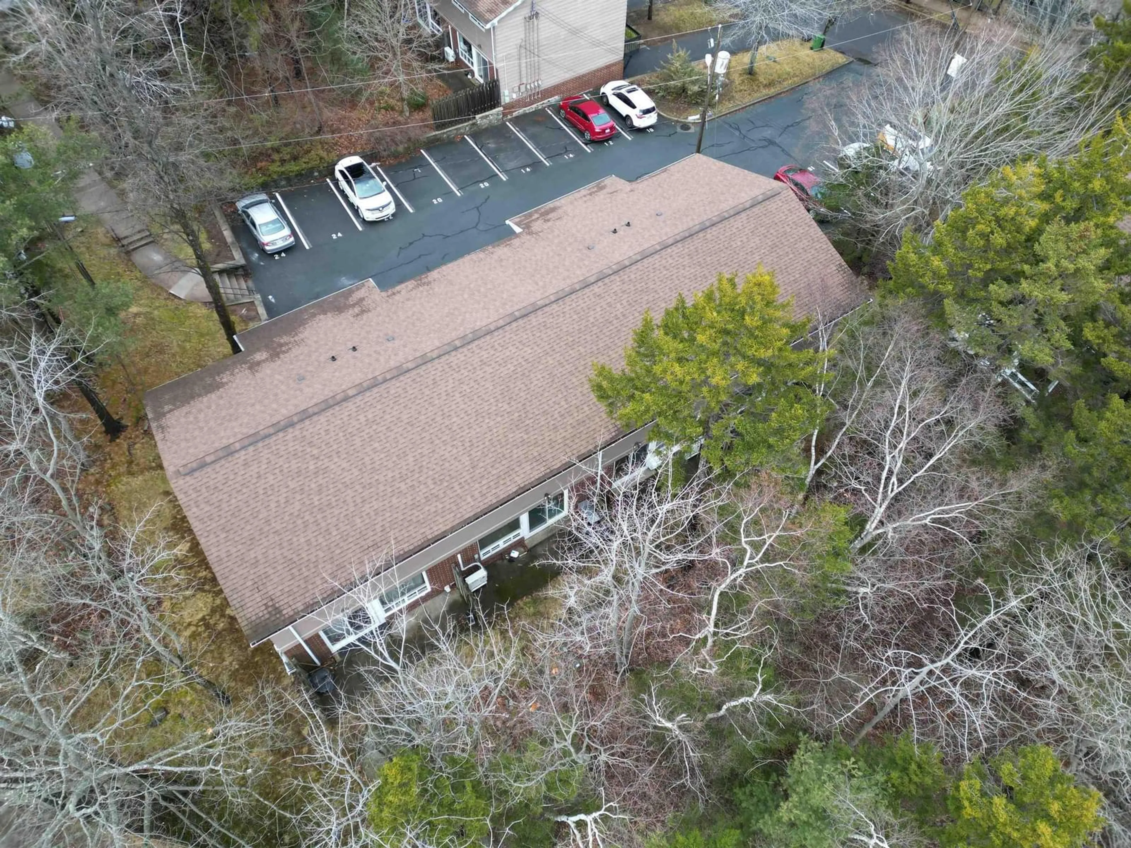 A pic from outside/outdoor area/front of a property/back of a property/a pic from drone, unknown for 10 Stoneybrook Crt #10, Clayton Park Nova Scotia B3M 3L1