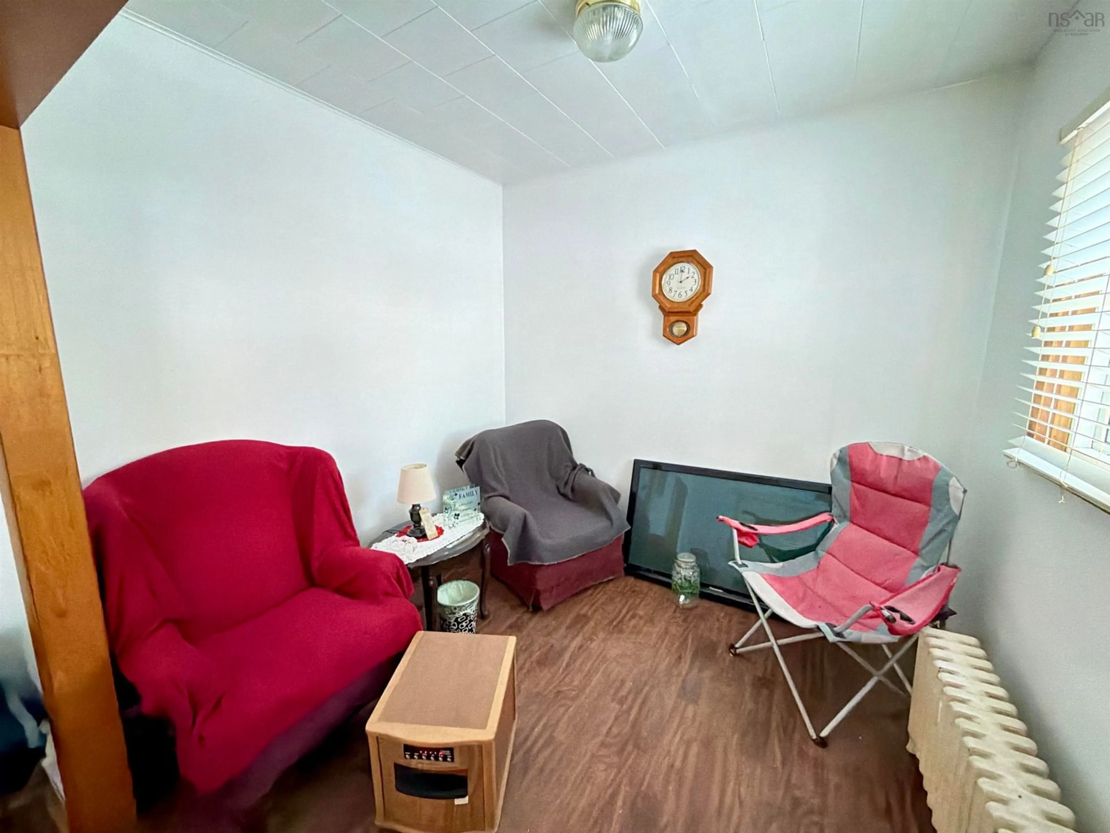 A pic of a room for 385 Gibbon St, New Waterford Nova Scotia B1H 3N3