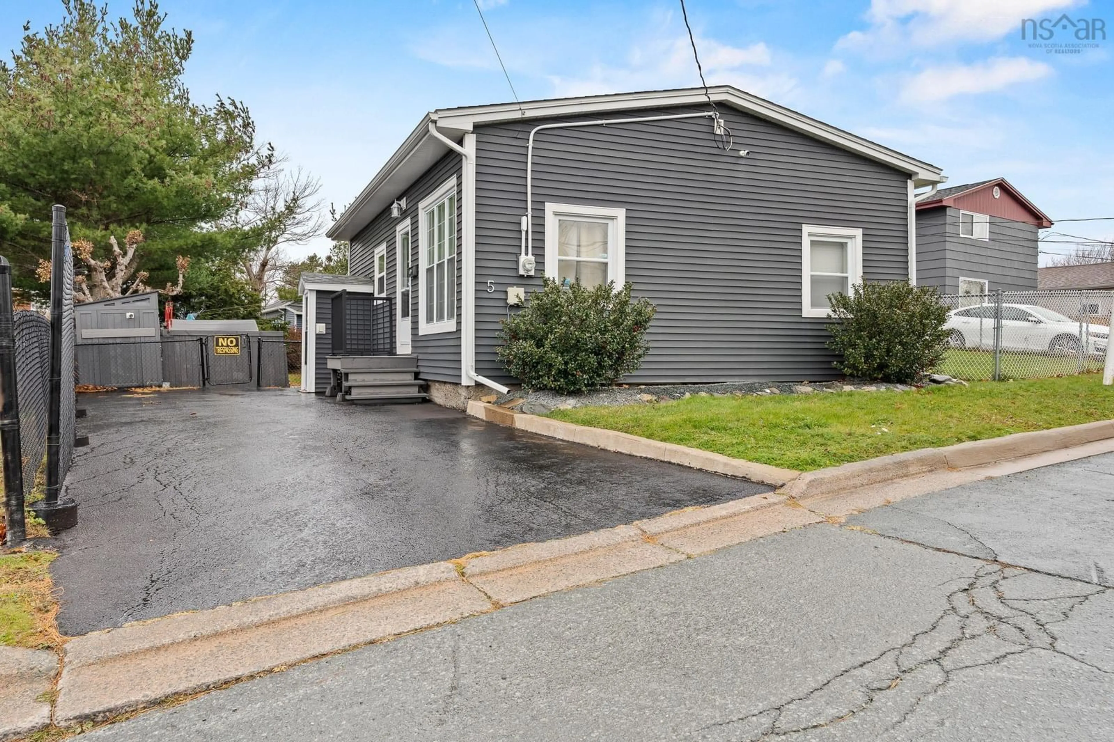 Home with vinyl exterior material, street for 5 Herbert St, Dartmouth Nova Scotia B2W 1J1