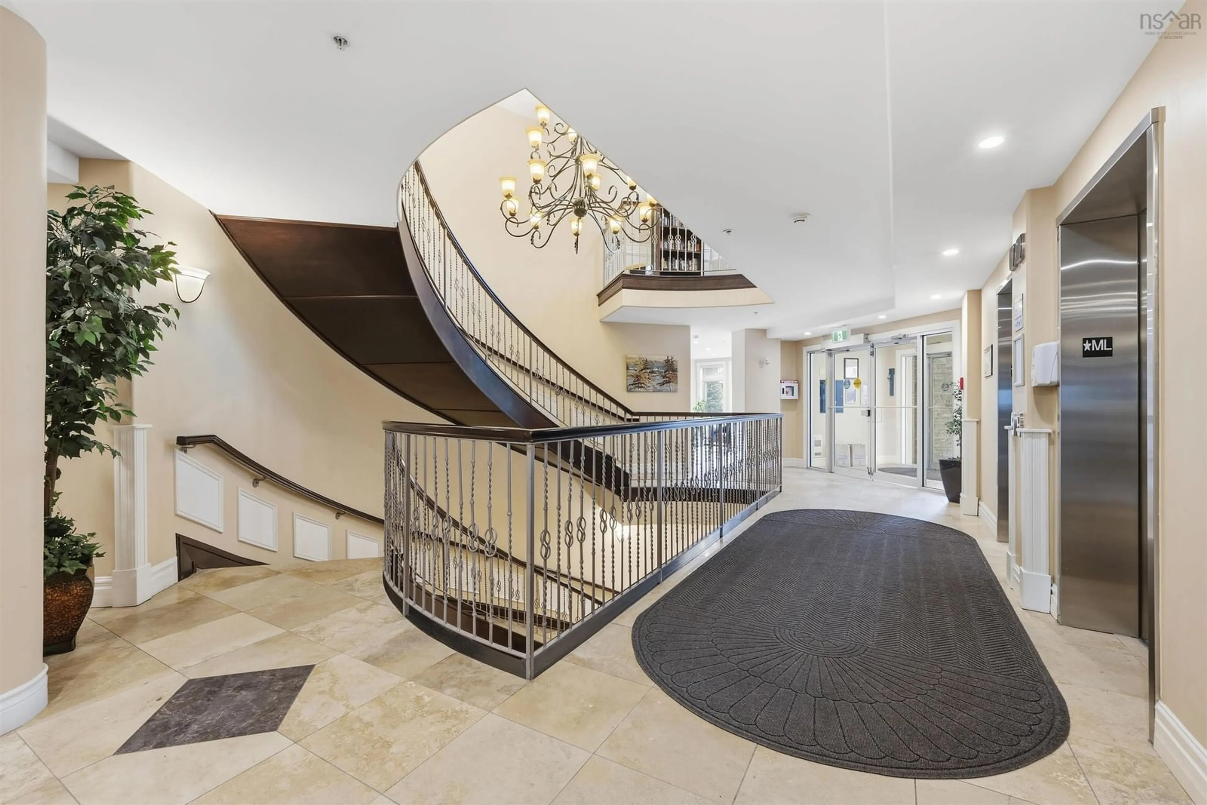 Indoor foyer for 94 Bedros Lane #506, Halifax Nova Scotia B3M 4X3