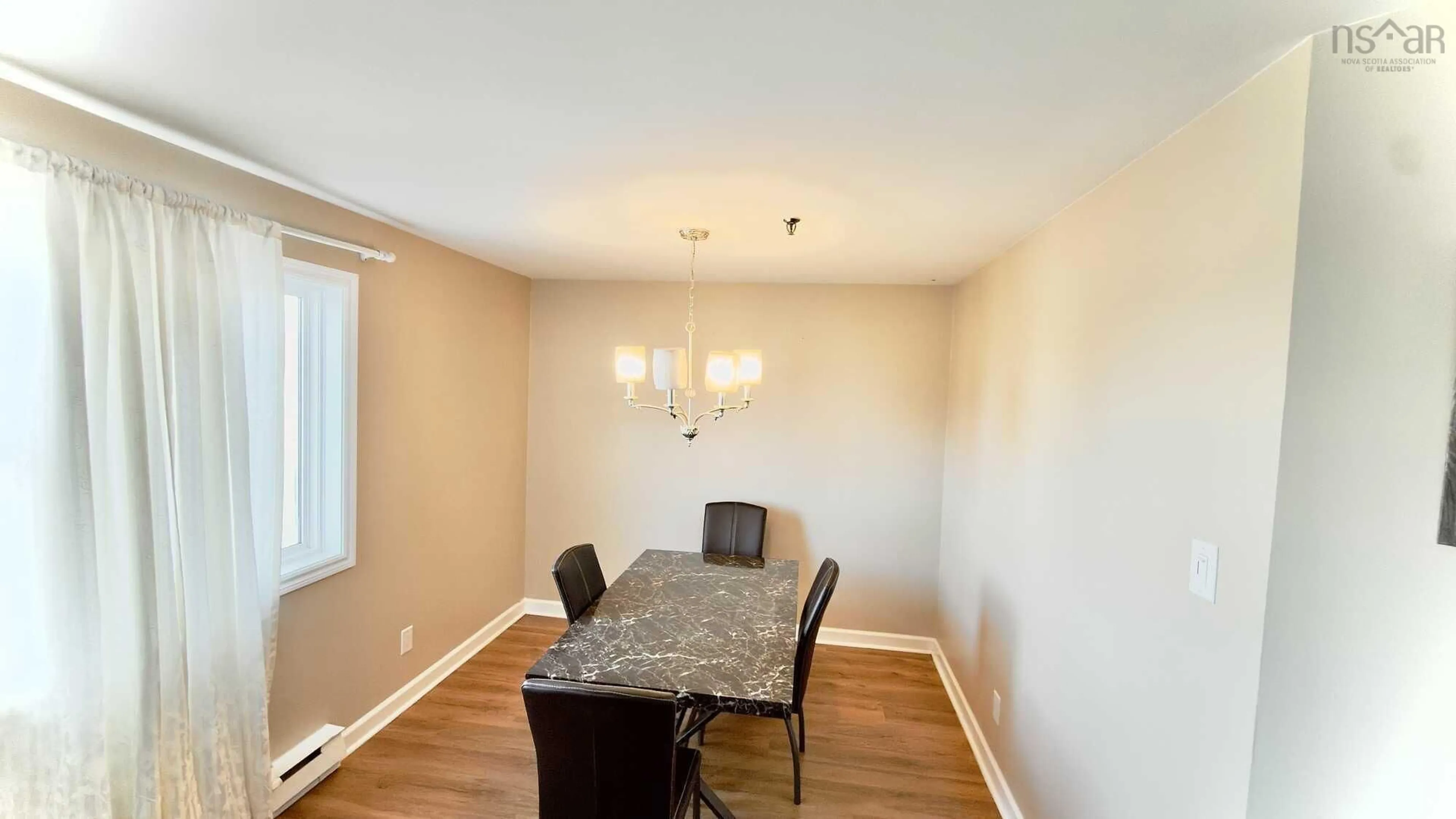 Dining room, wood/laminate floor for 248 Ross St #201, Halifax Nova Scotia B3M 3Z6