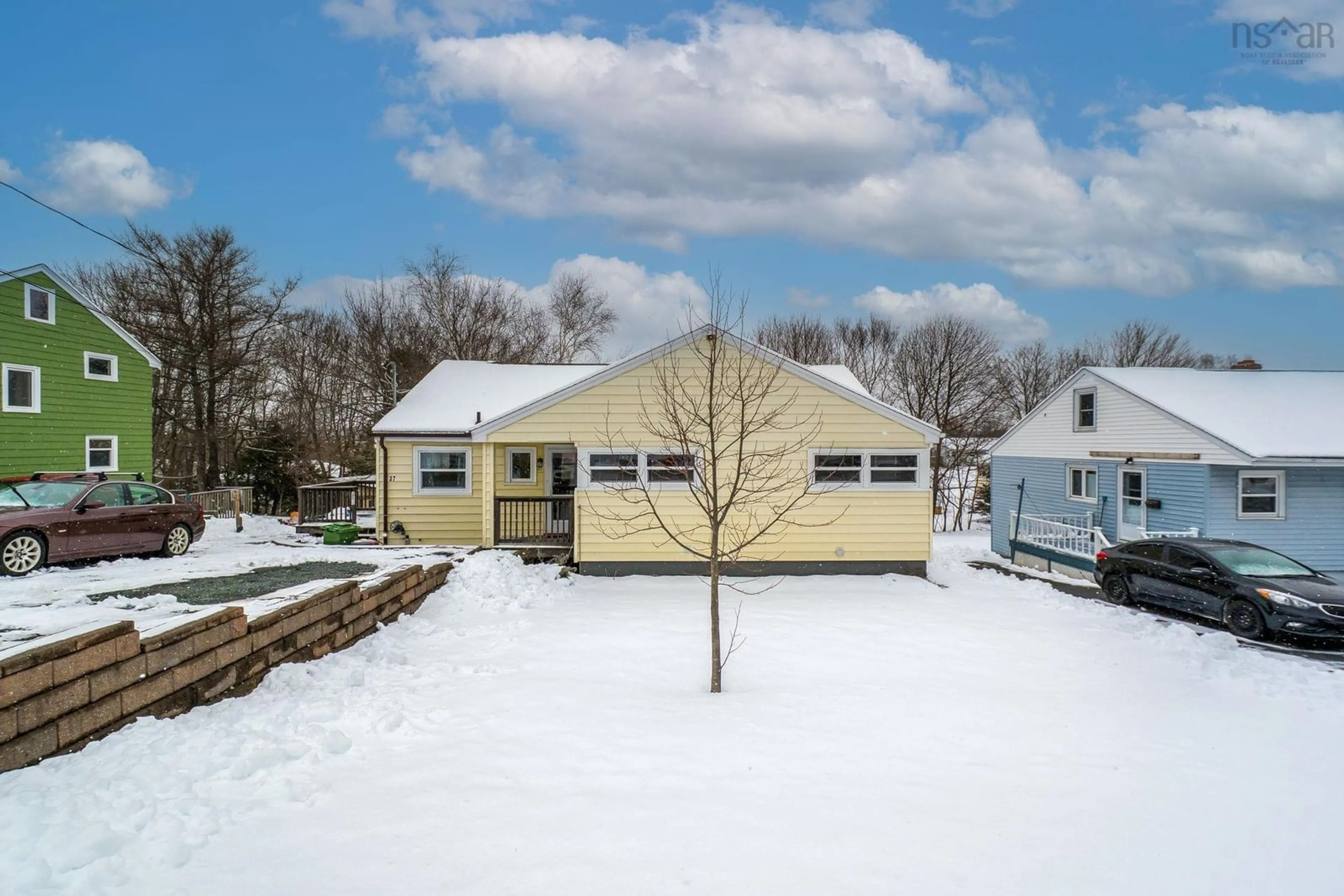A pic from outside/outdoor area/front of a property/back of a property/a pic from drone, street for 27 Chittick Ave, Dartmouth Nova Scotia B2Y 3J7