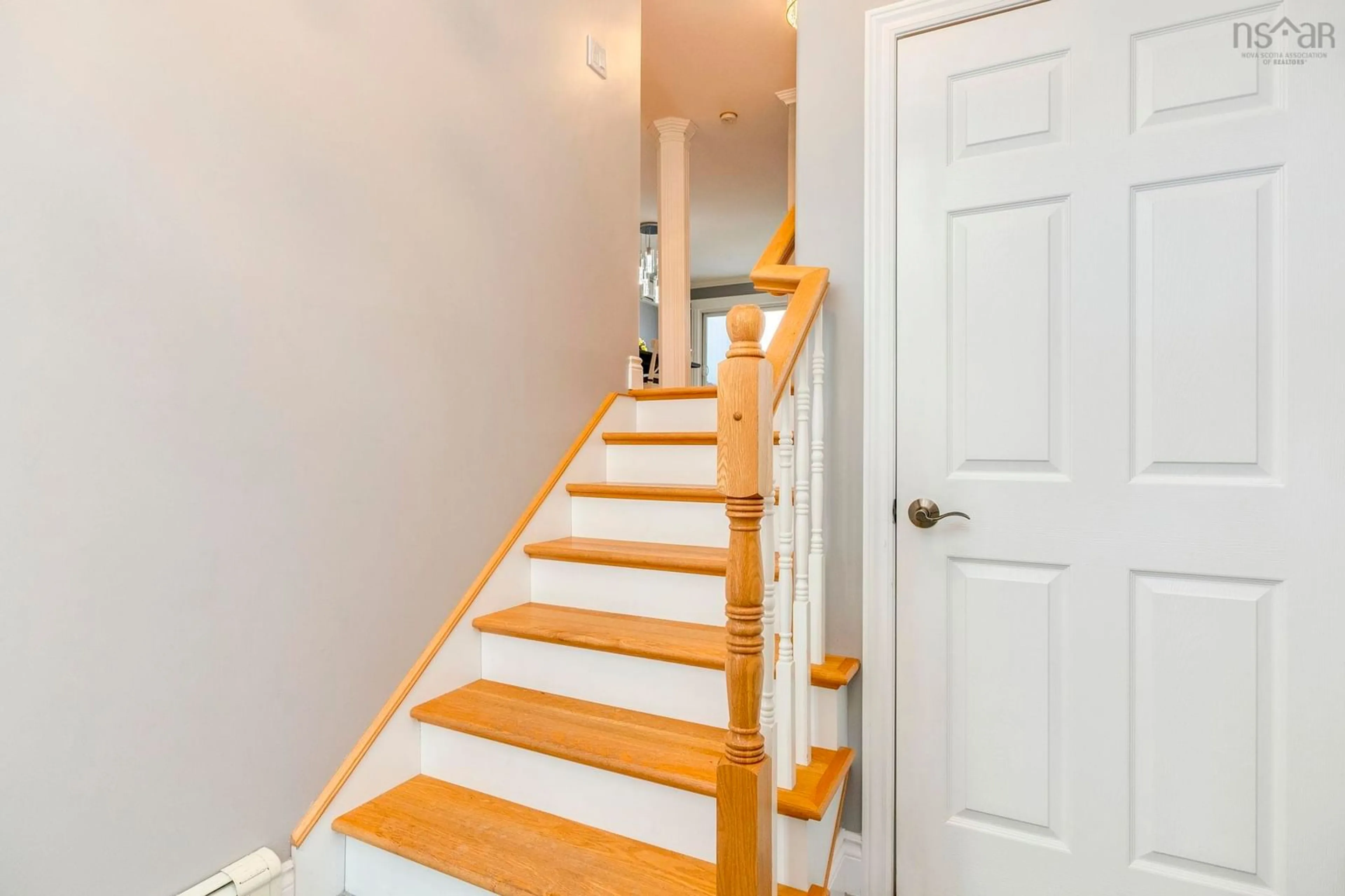 Unknown for 102 Larry Uteck Blvd, Halifax Nova Scotia B3M 4Y2