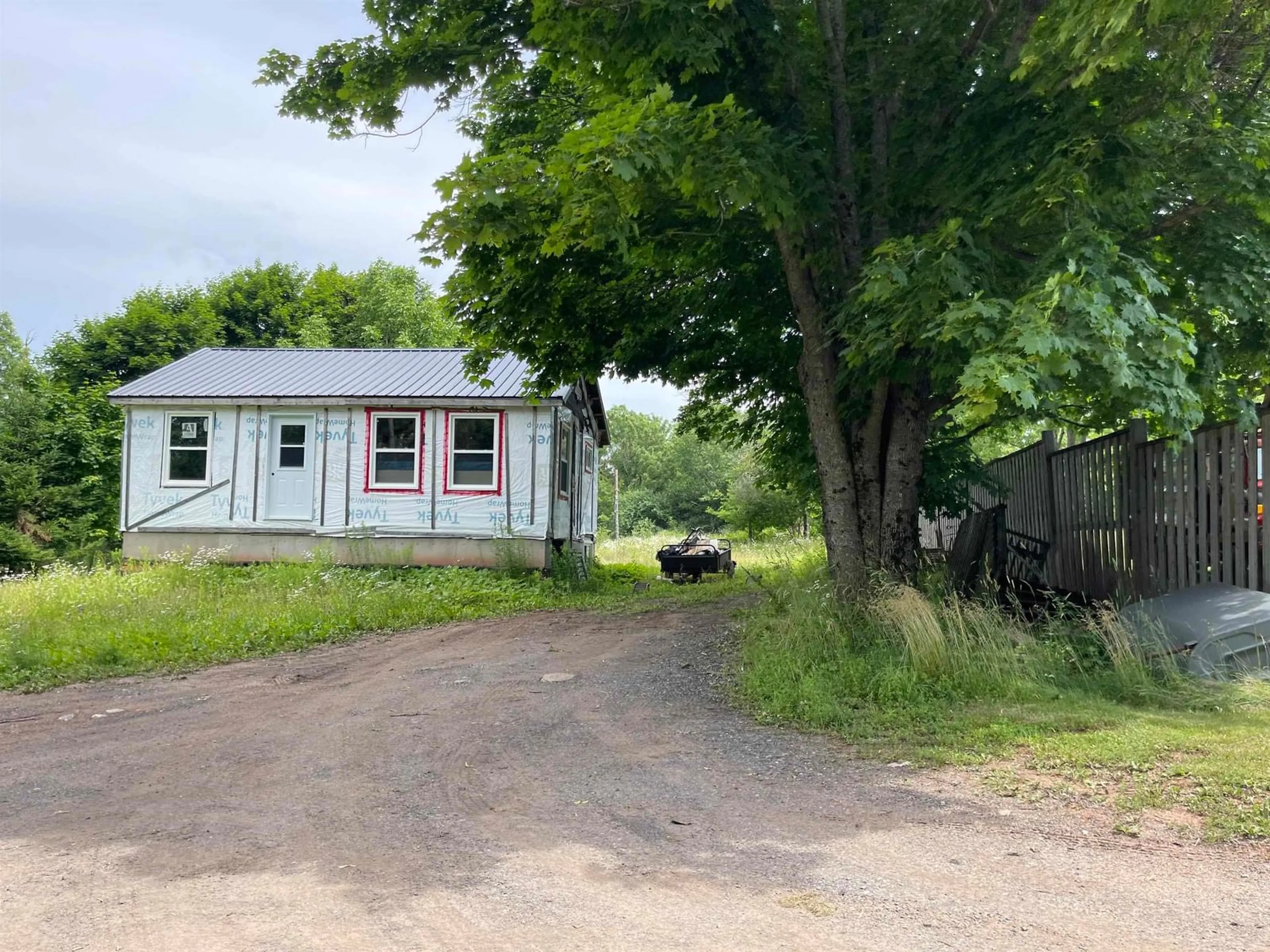 Shed for 526 Mountain Rd, New Glasgow Nova Scotia B2H 5W1