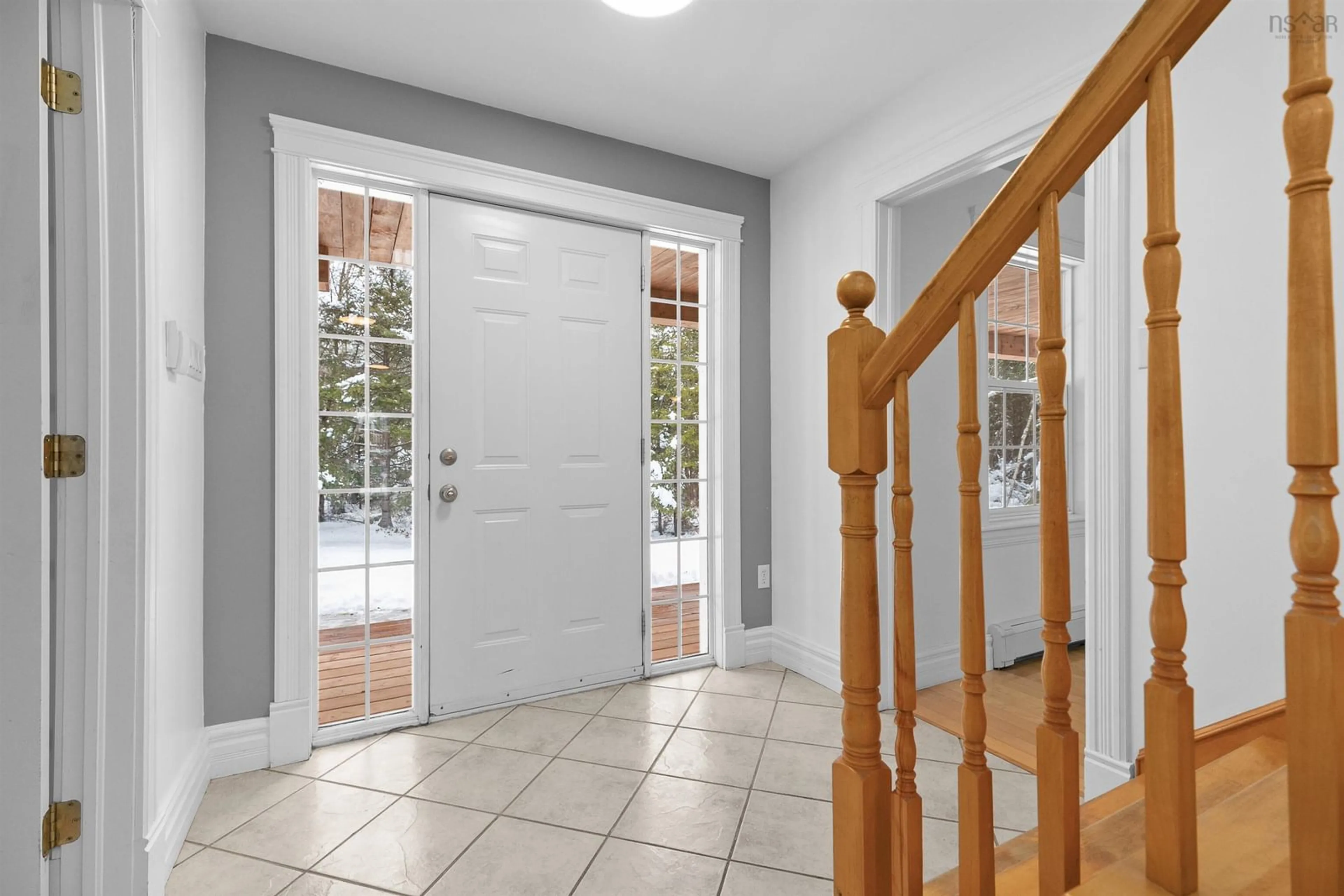 Indoor entryway for 252 Gleneagles Dr, Hammonds Plains Nova Scotia B4B 1V8