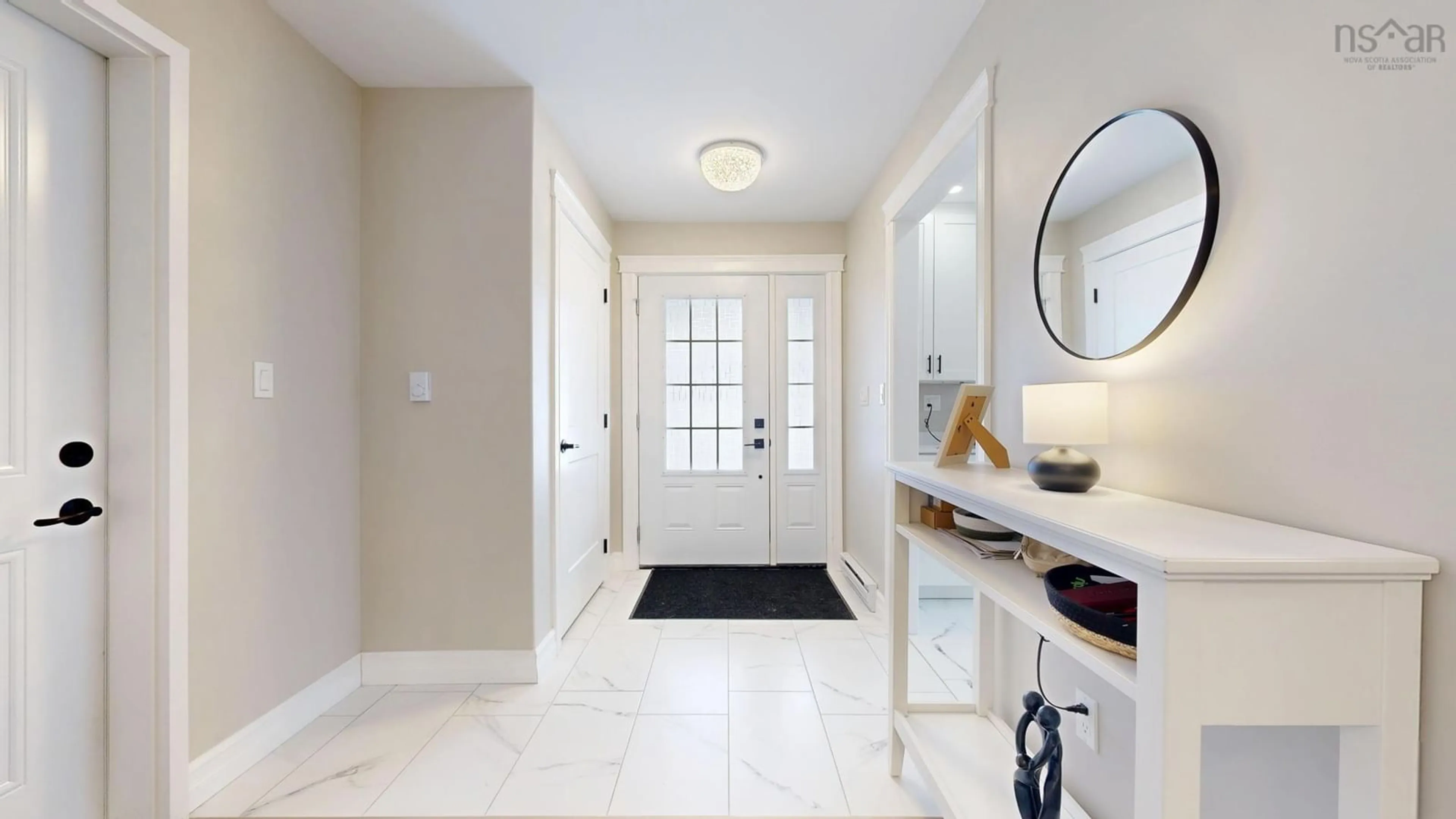 Indoor entryway for 1093 Chapel St, Canning Nova Scotia B0P 1H0