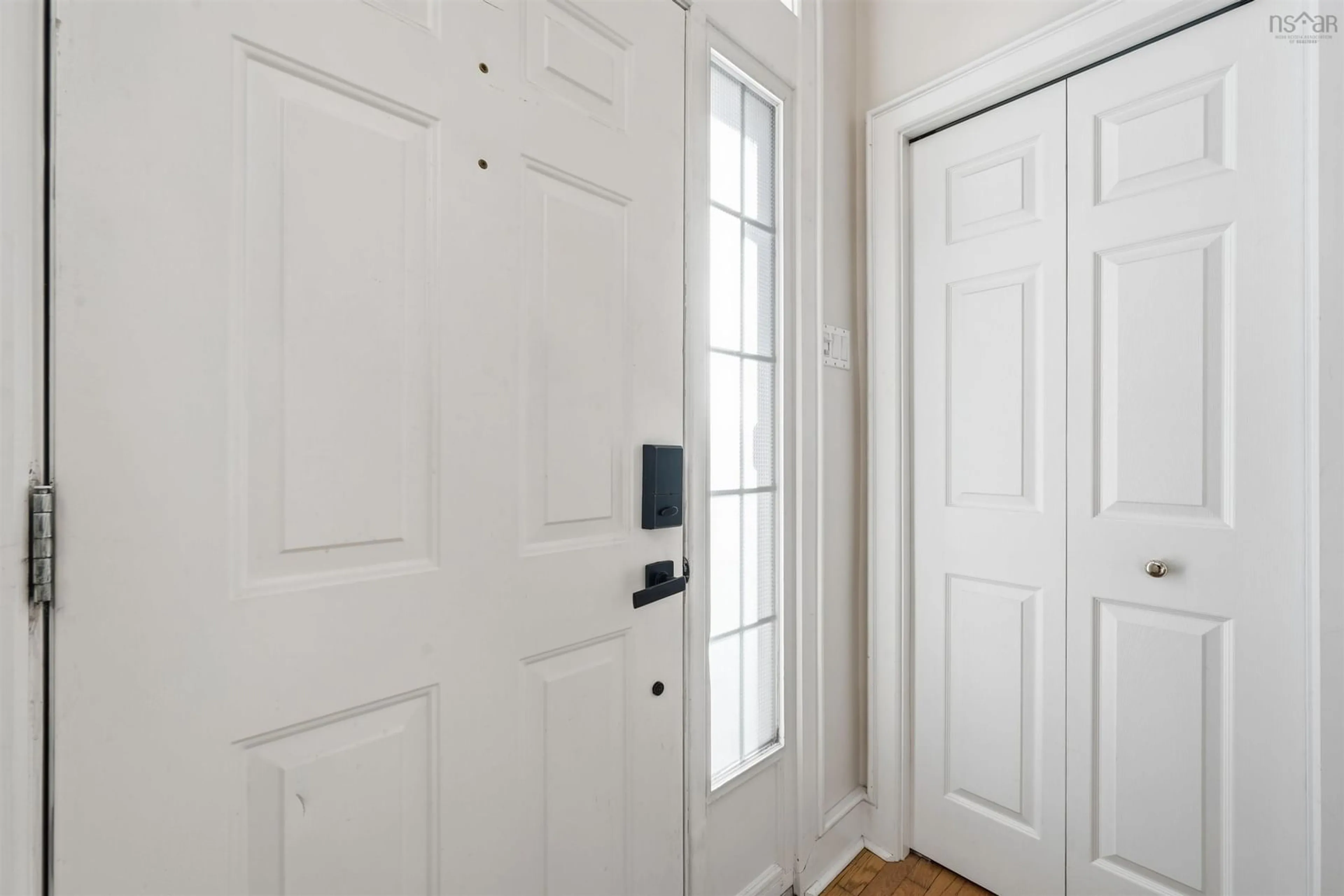 Indoor entryway for 3279 St. Margarets Bay Rd, Timberlea Nova Scotia B3T 1J1