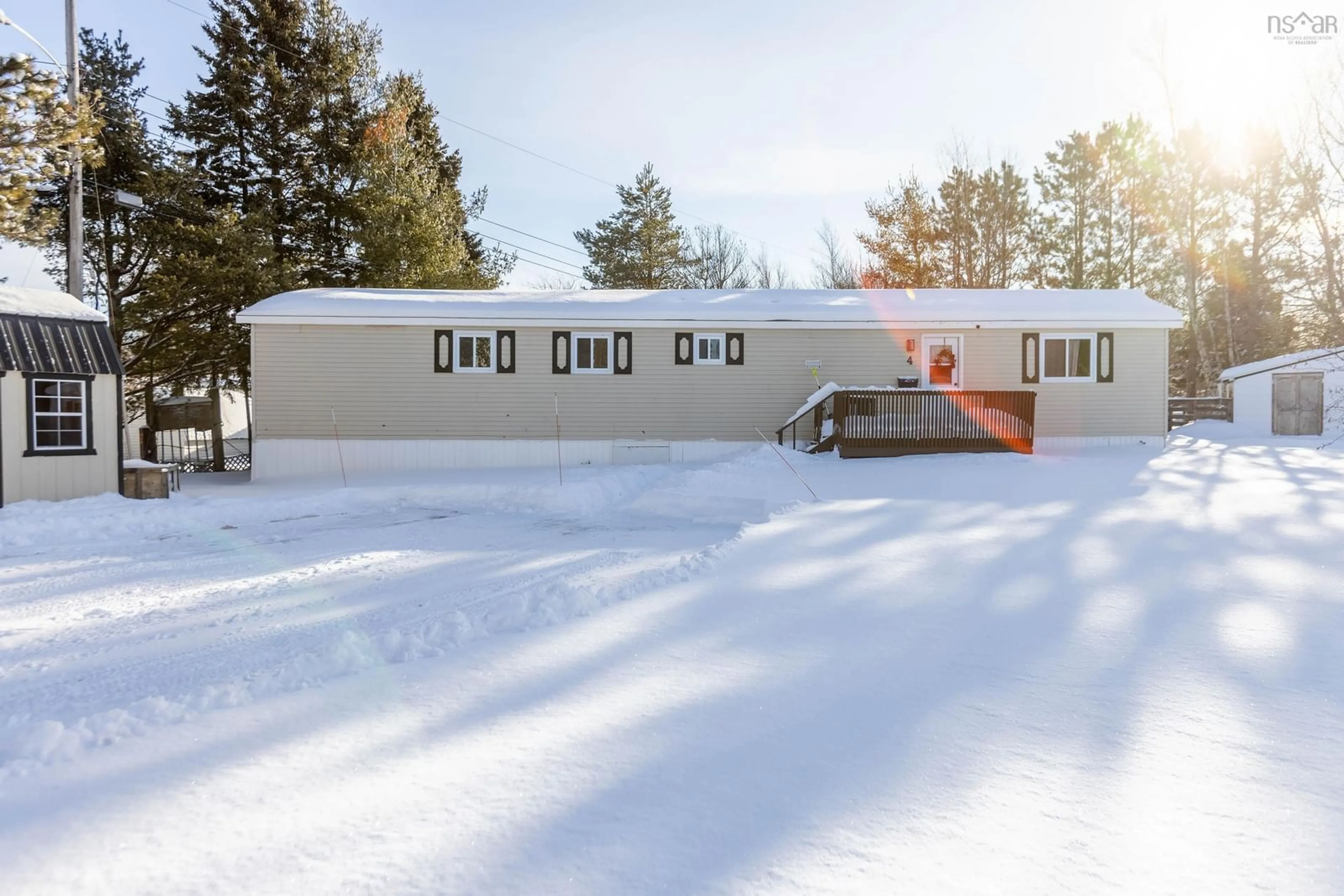 Unknown for 4 Bayview Cres, Amherst Nova Scotia B4H 4E5