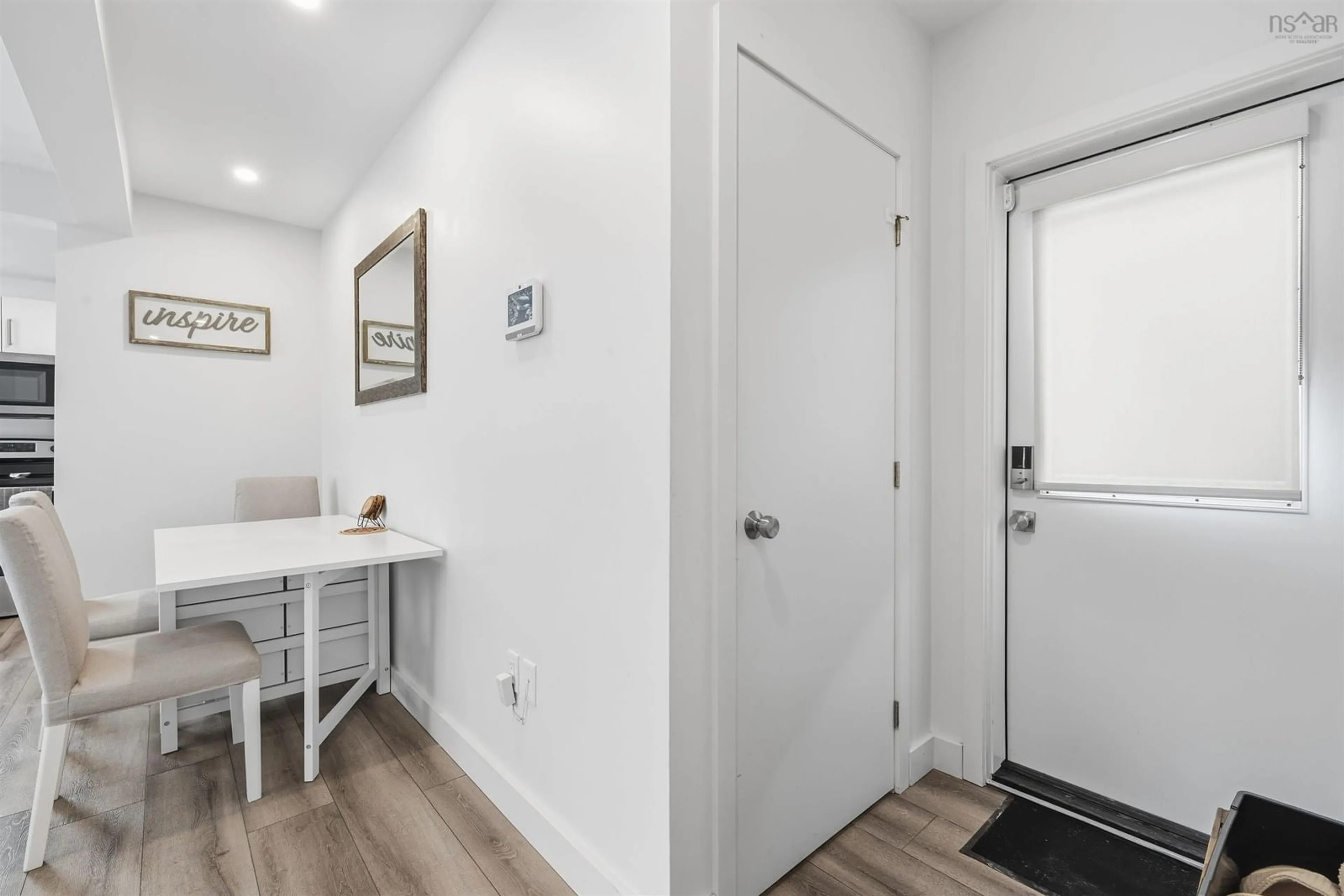 Indoor entryway for 3188/3190 Isleville St, Halifax Nova Scotia B3K 3Y3