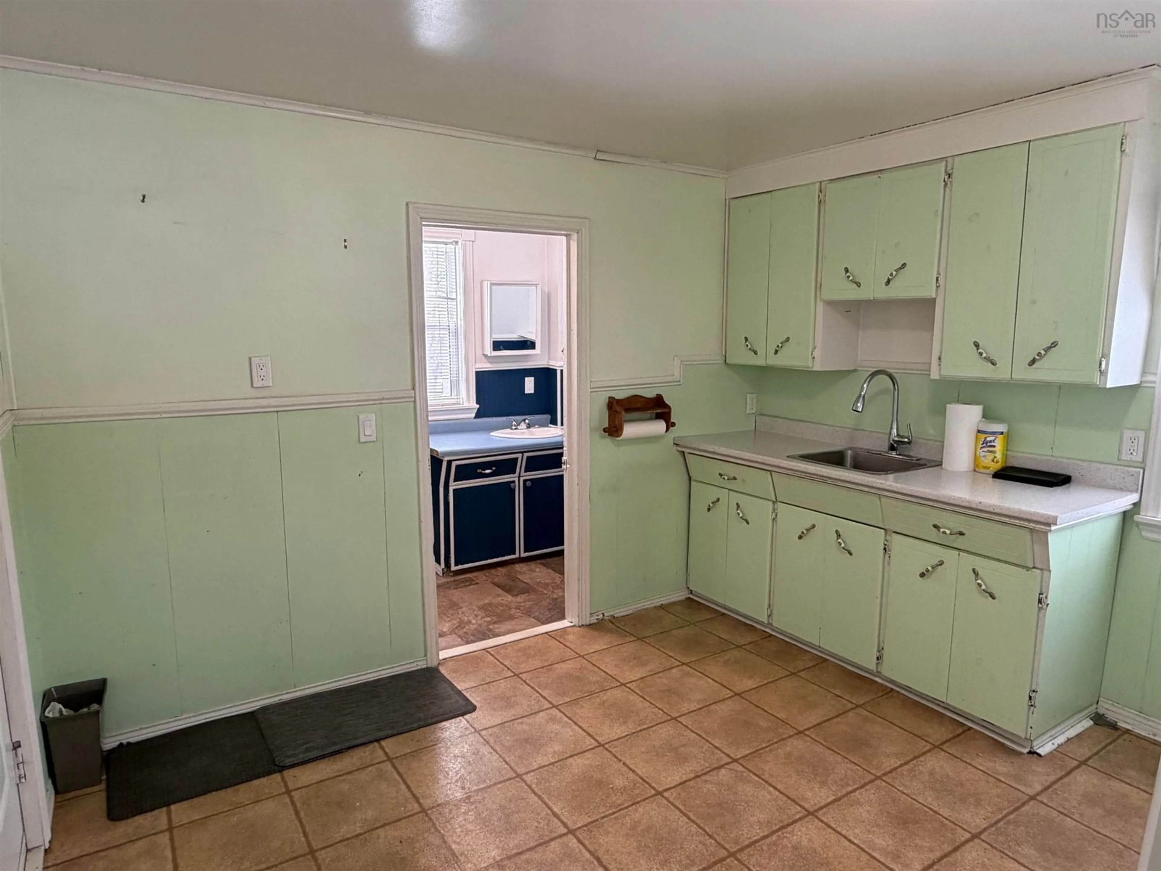 Standard kitchen, unknown for 219 James St, New Glasgow Nova Scotia B2H 2Y9