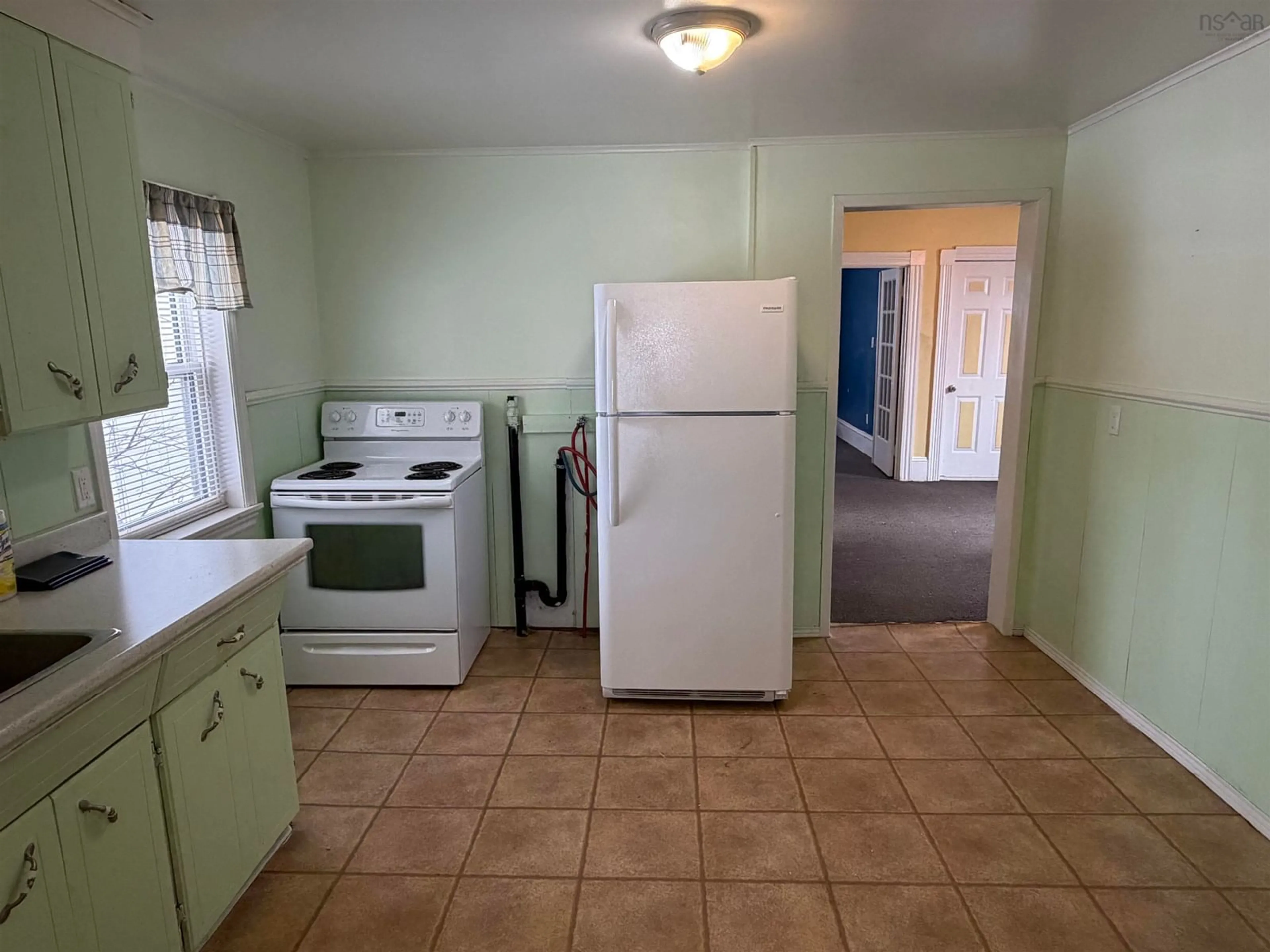 Standard kitchen, unknown for 219 James St, New Glasgow Nova Scotia B2H 2Y9