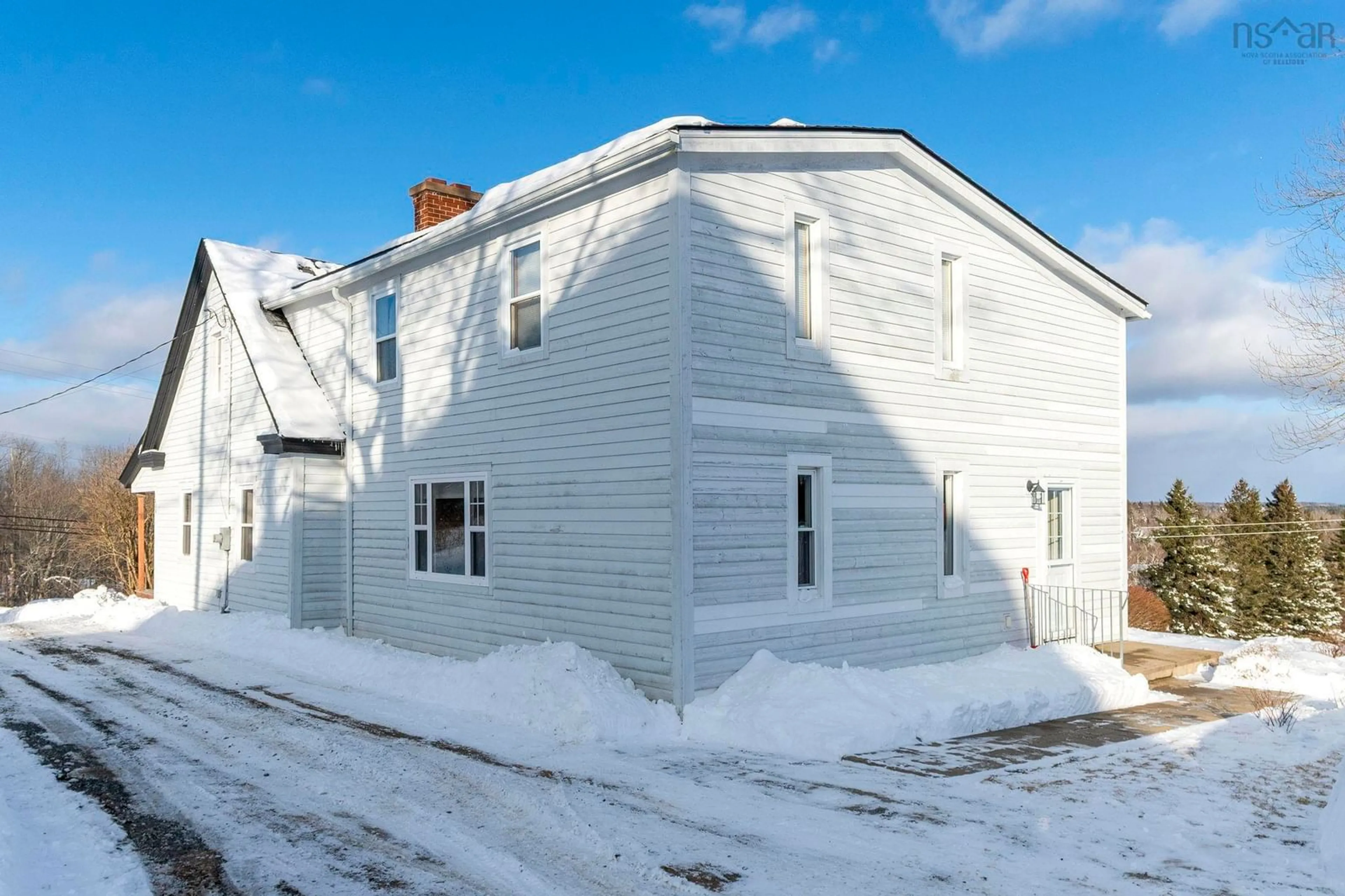 Home with vinyl exterior material, building for 1506 Cole Harbour Rd, Dartmouth Nova Scotia B2W 6J8