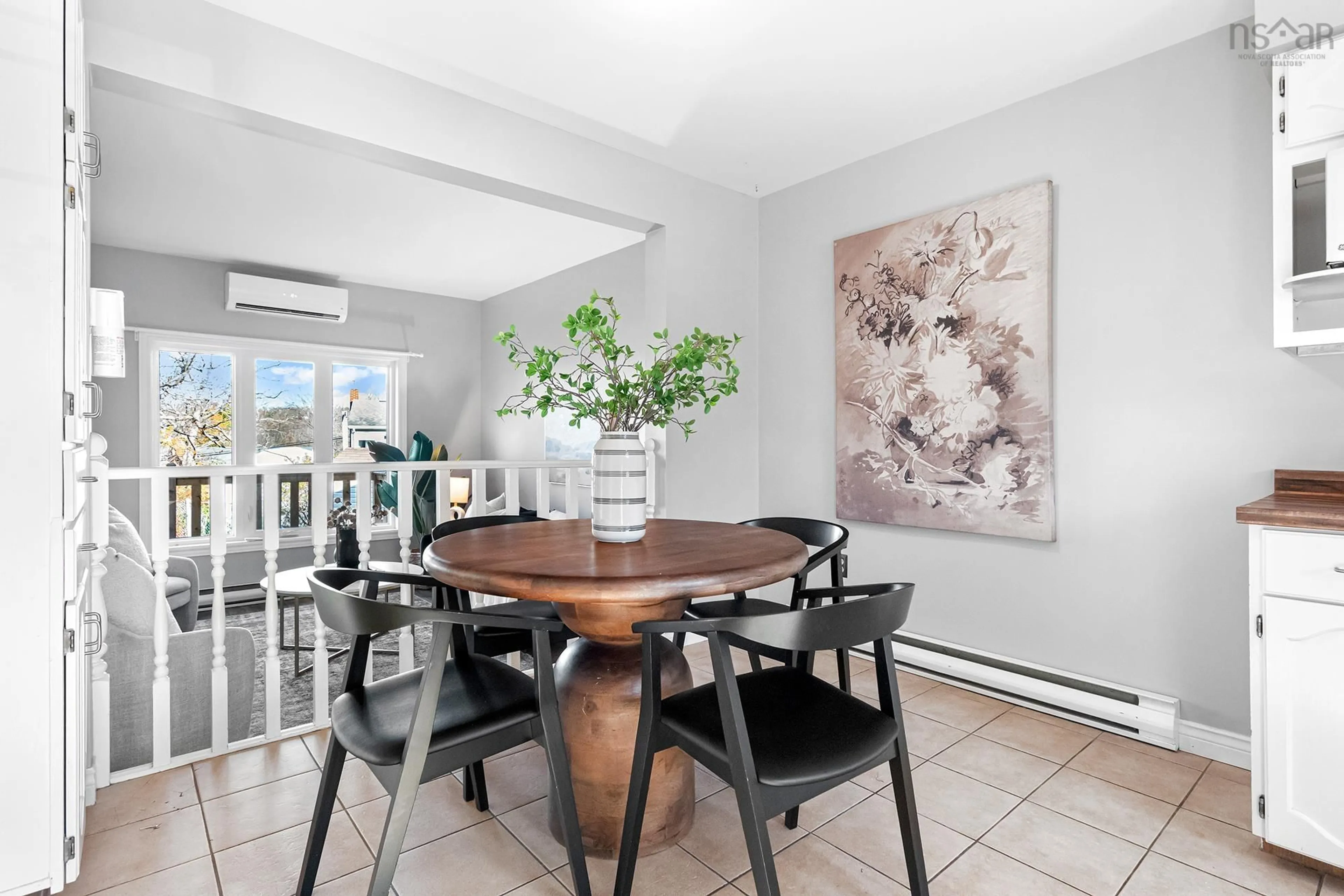 Dining room, unknown for 33 Braeside Crt, Dartmouth Nova Scotia B2X 3M9