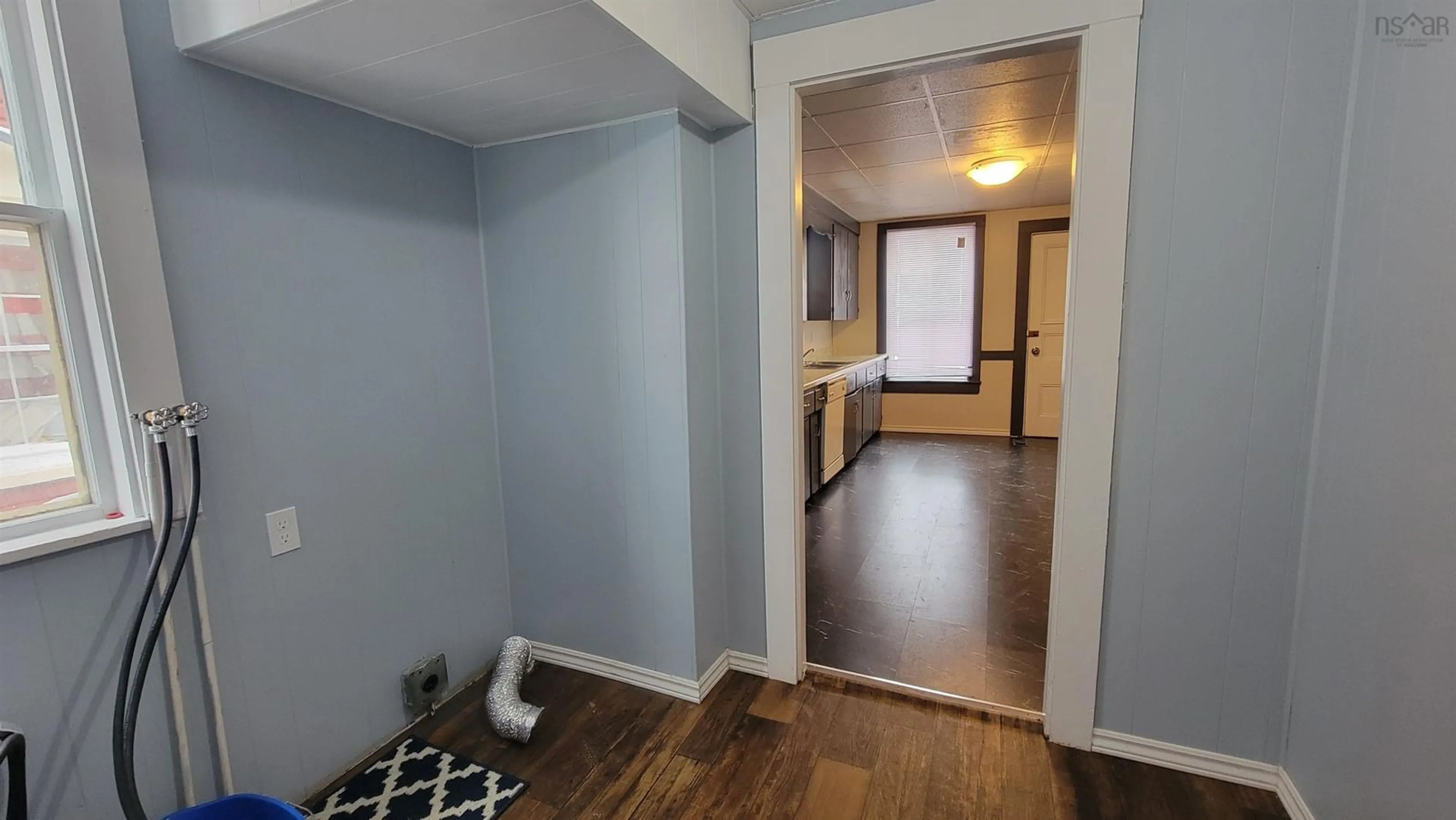 Unknown for 30 Parade St, Yarmouth Nova Scotia B5A 3A8