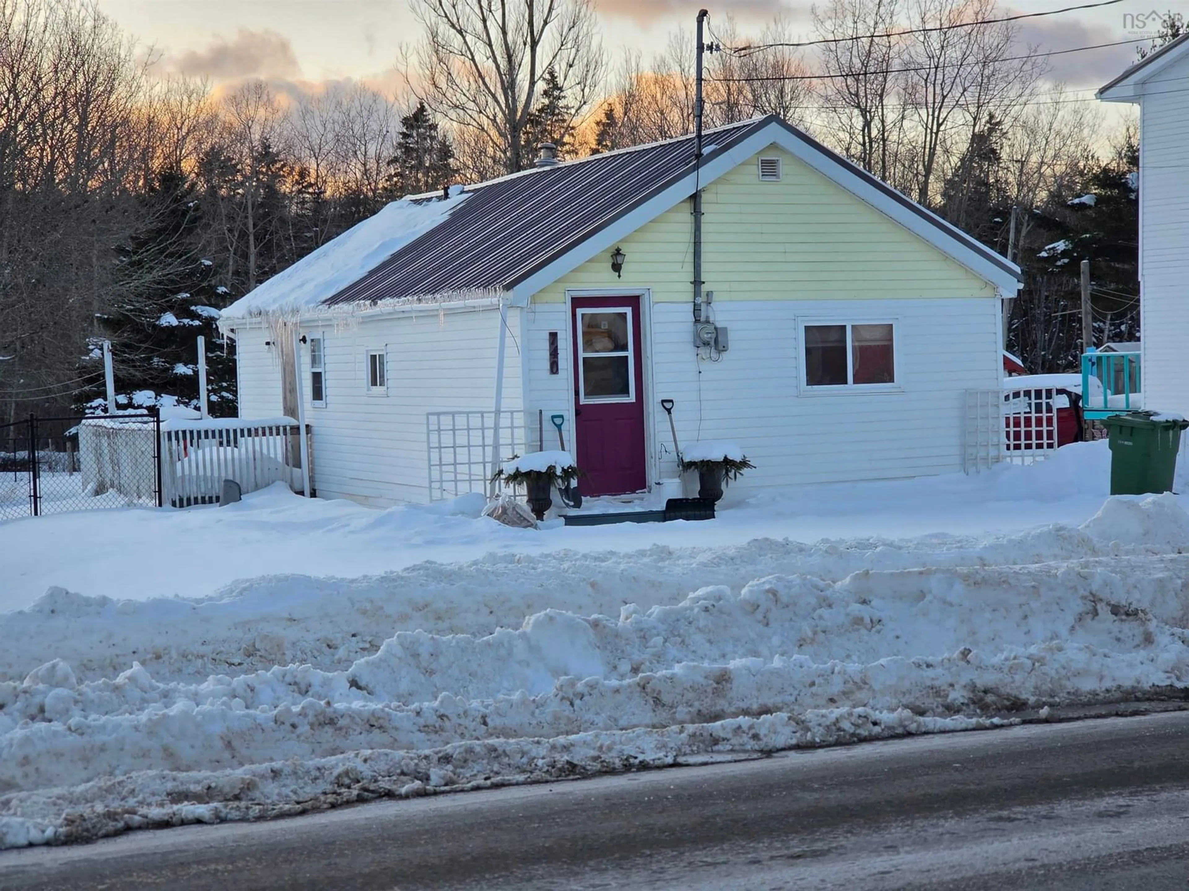 Shed for 740 Willow St, Hilden Nova Scotia B2N 5H2