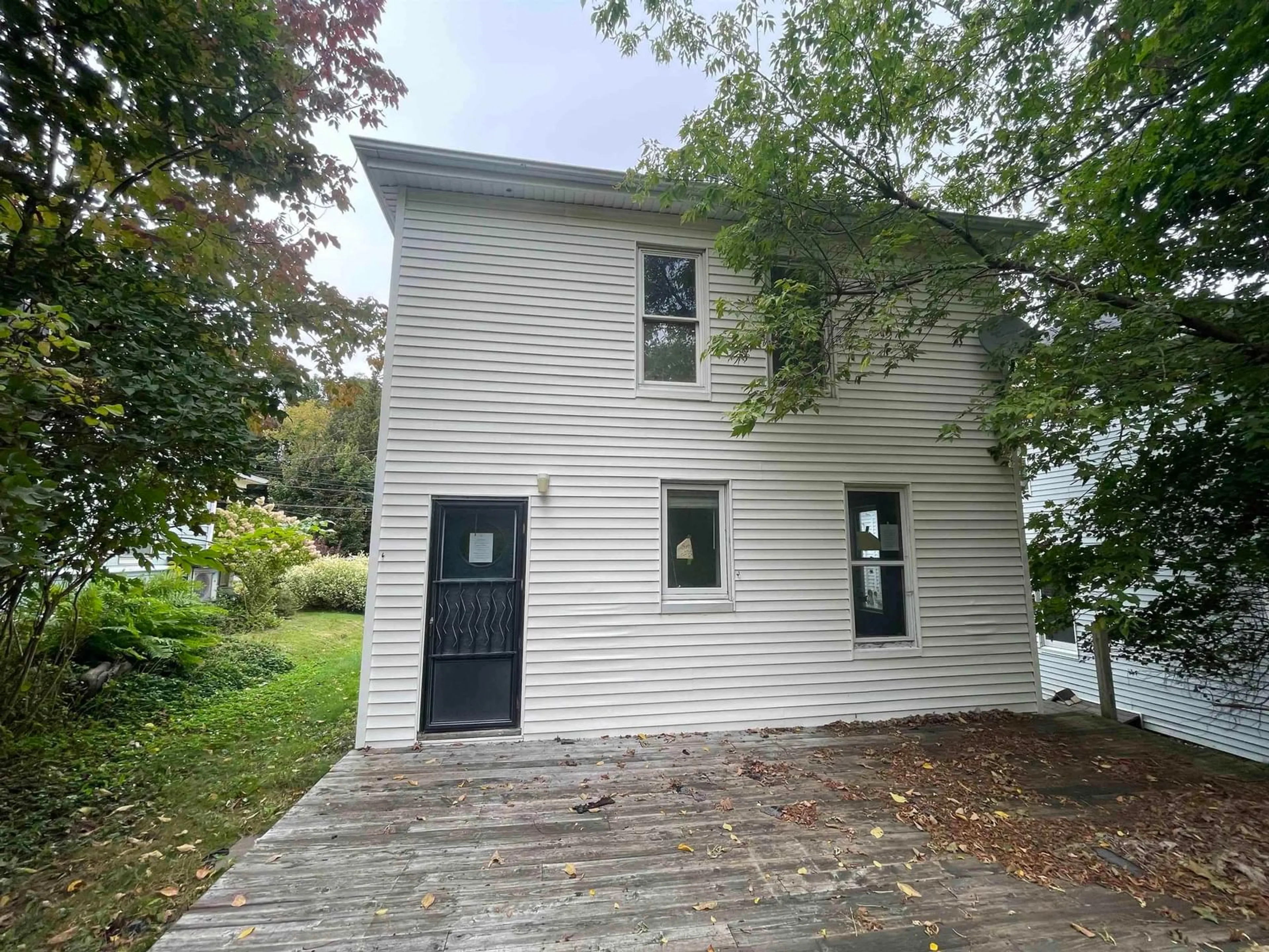 Unknown for 42 Bell St, New Glasgow Nova Scotia B2H 2A9