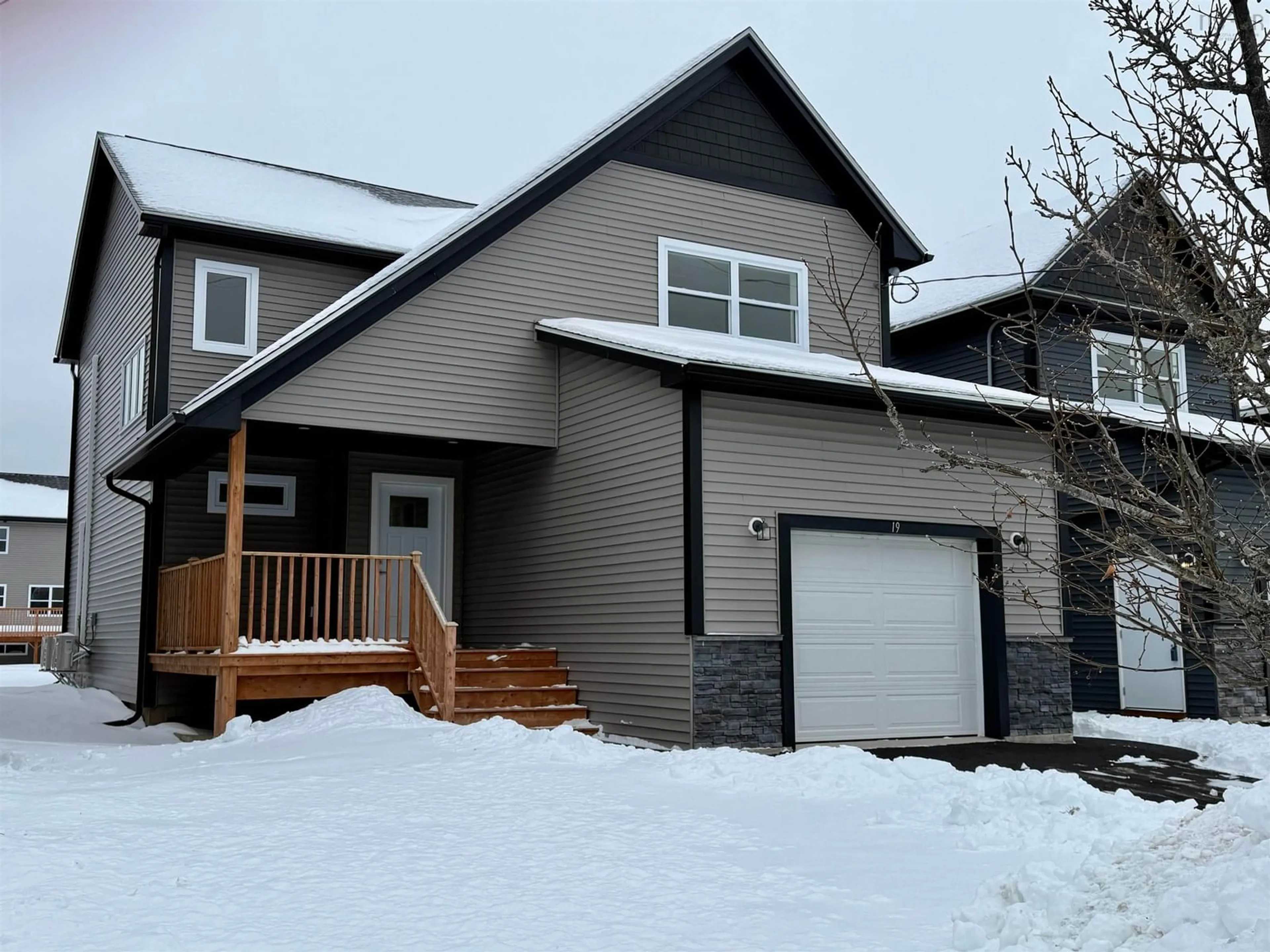 Home with vinyl exterior material, street for 19 Brick Lane, Halifax Nova Scotia B3P 0G4