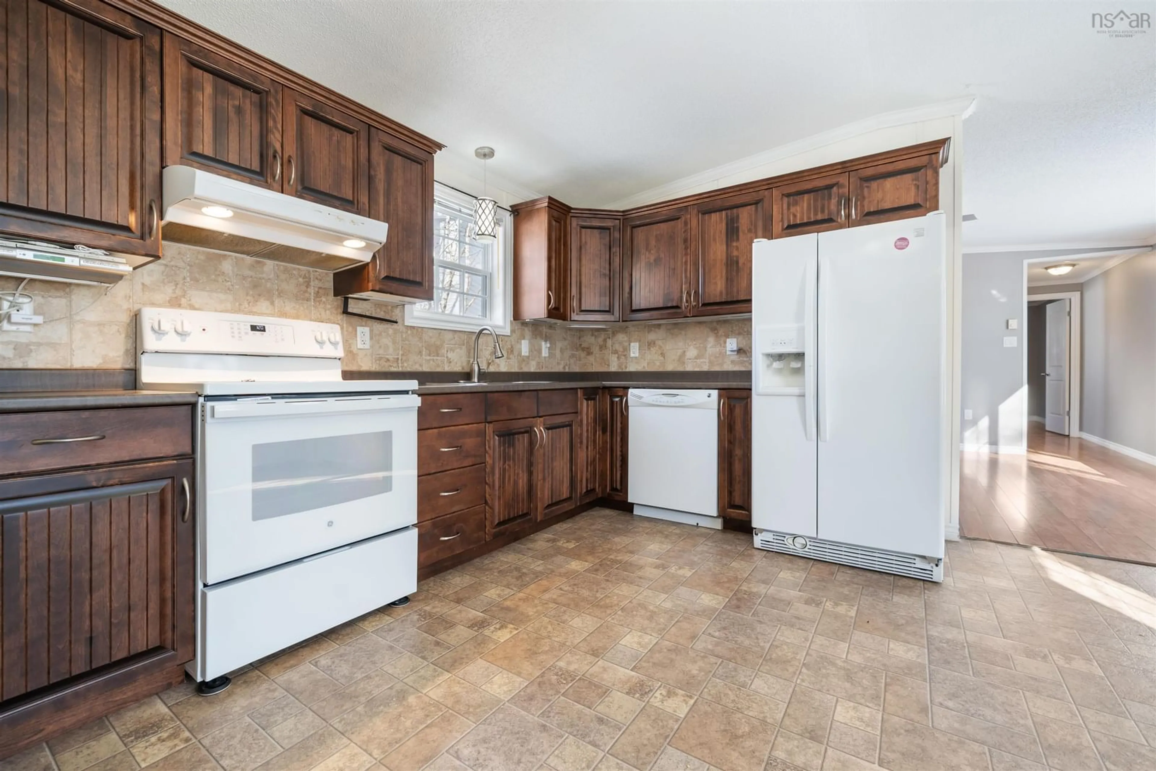Standard kitchen, ceramic/tile floor for 25 High Rd, Lakeside Nova Scotia B3T 1B1