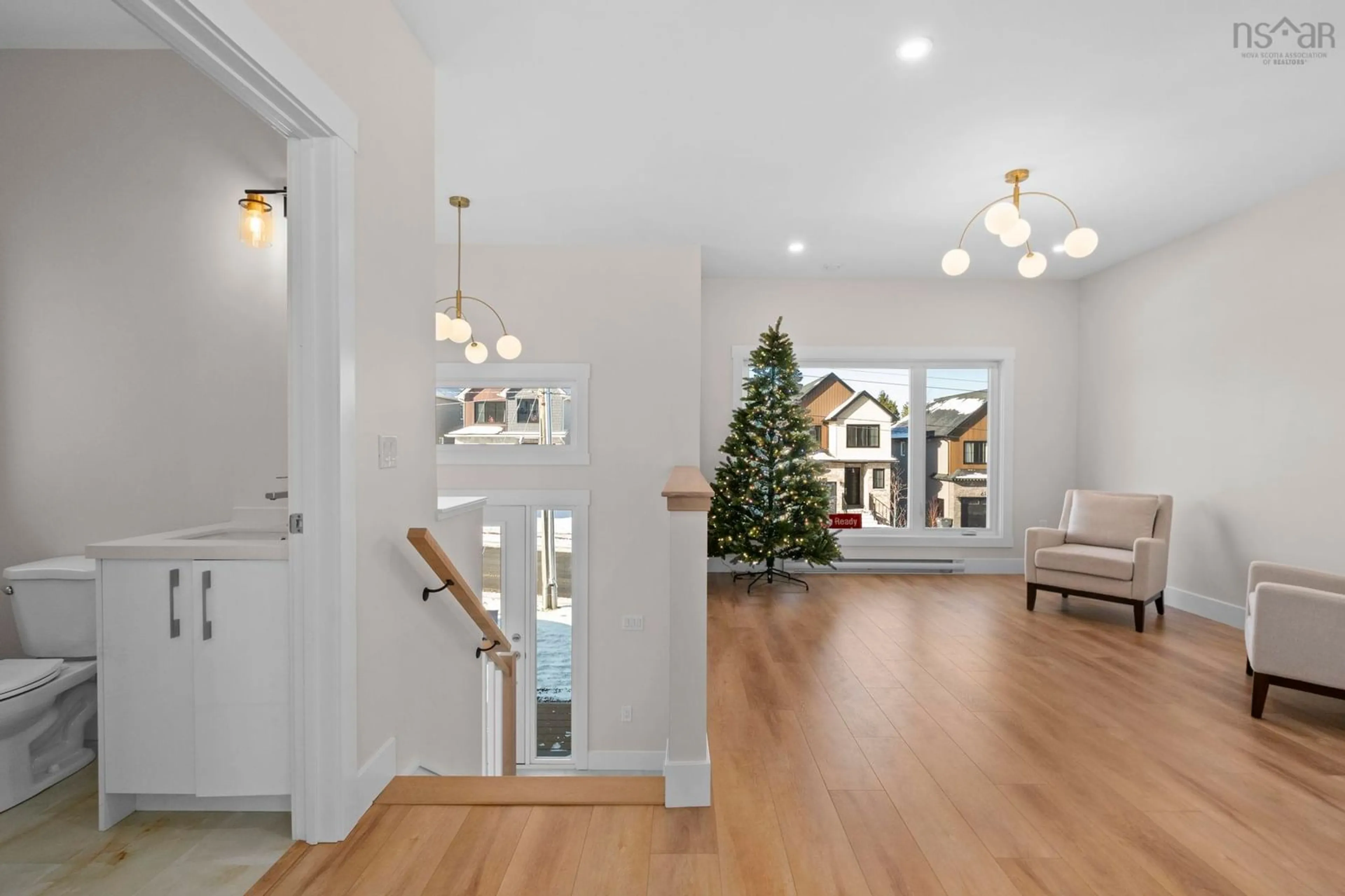 Indoor entryway for 70 Pearlgarden Close, Dartmouth Nova Scotia B2X 0C2