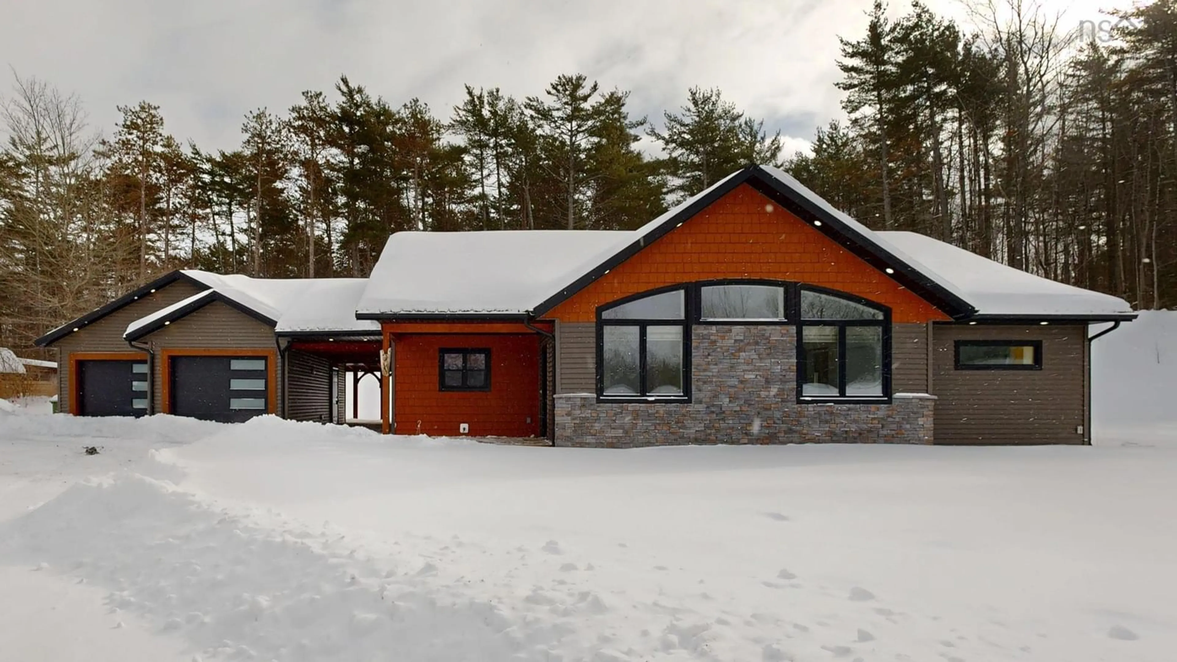 Home with brick exterior material, building for 6672 Highway 1, Coldbrook Nova Scotia B4R 1B7