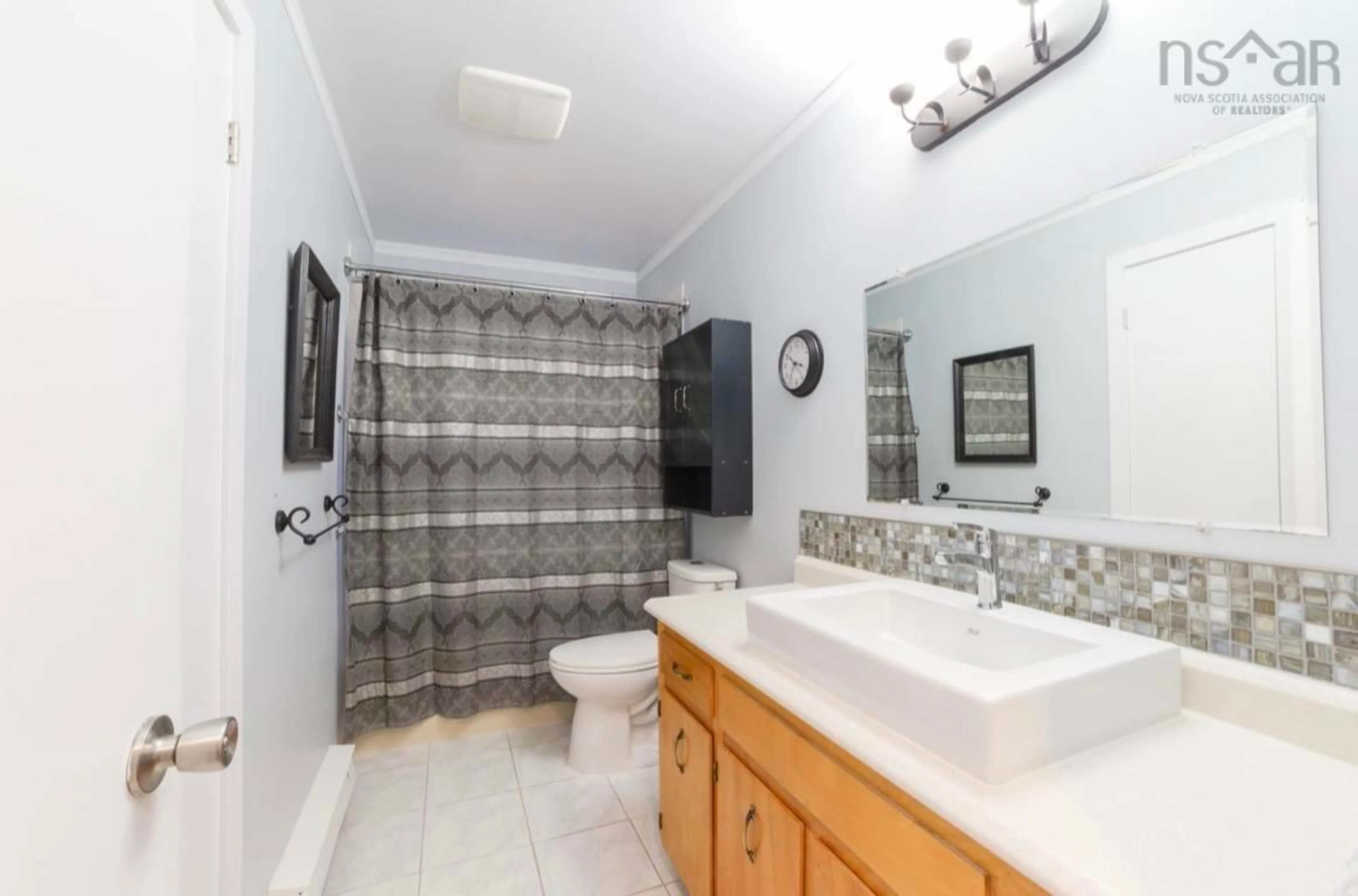 Standard bathroom, ceramic/tile floor for 18 Sunnyvale Cres, Lower Sackville Nova Scotia B4E 2G5