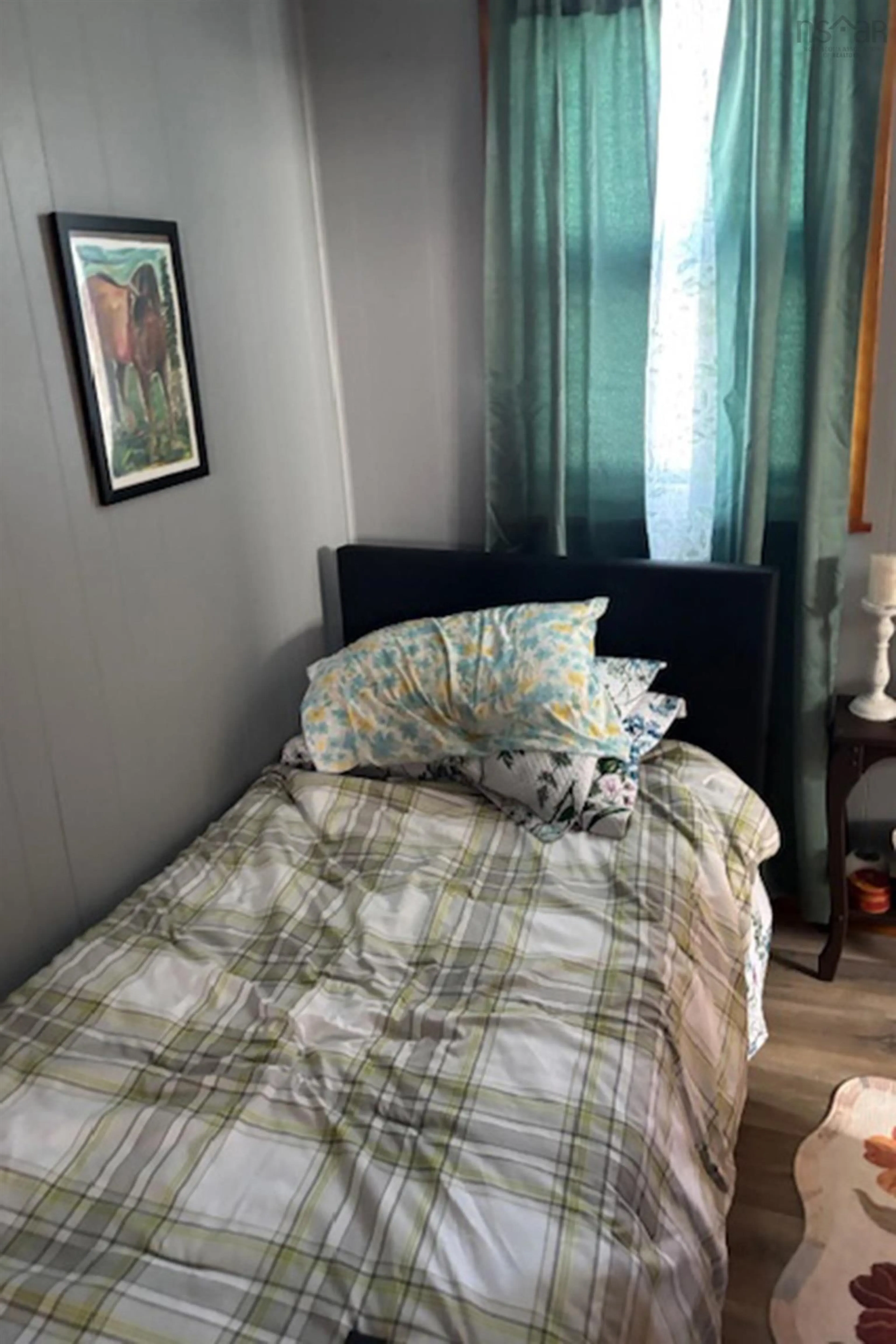 A pic of a room for 55 Elm St, Springhill Nova Scotia B0M 1X0