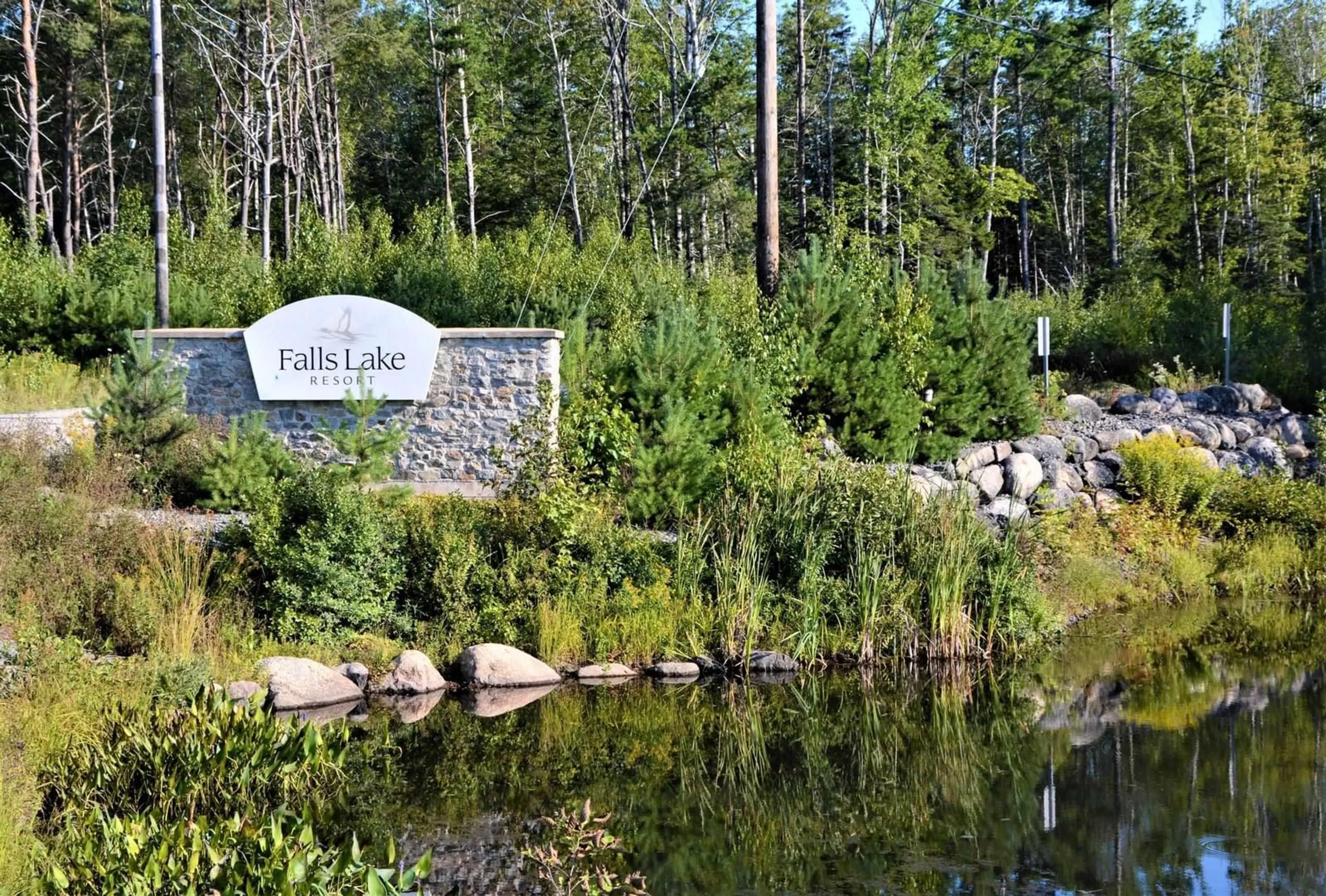 Patio, water/lake/river/ocean view for 10 Sunshine Lane #61, Vaughan Nova Scotia B0N 2T0