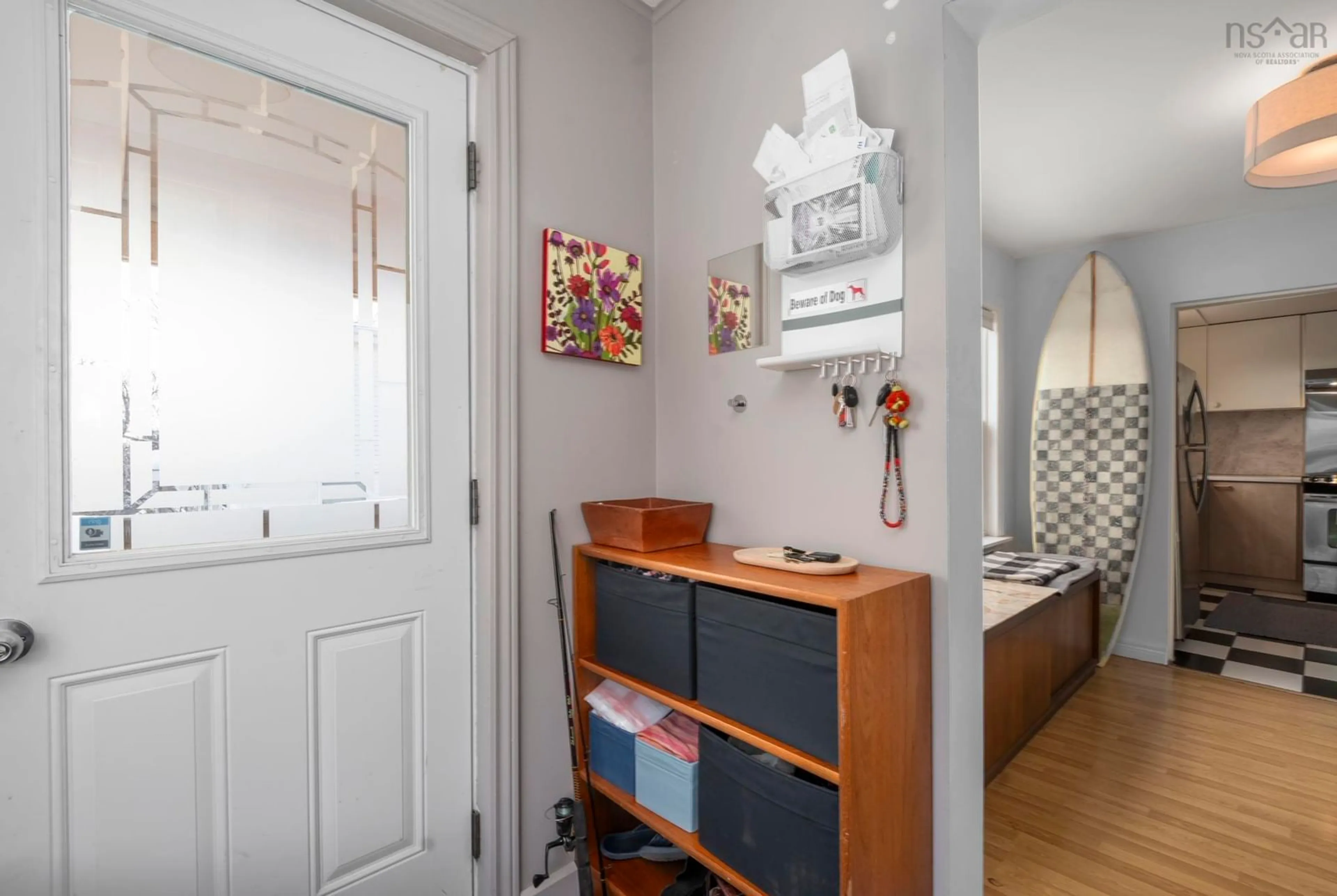 Indoor entryway for 41 Chadwick St, Dartmouth Nova Scotia B2Y 2M2