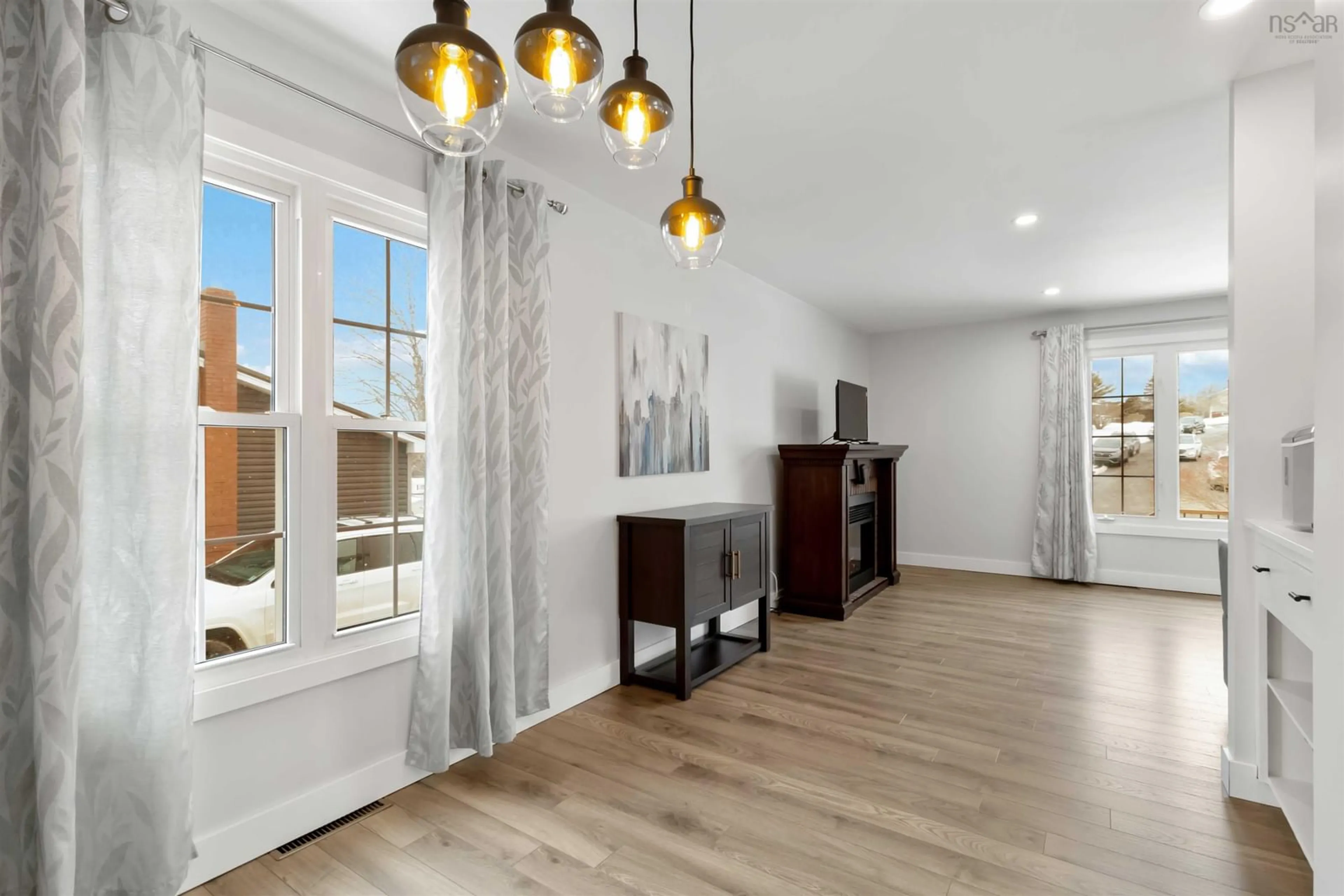 Indoor entryway for 171 Centennial Ave, Lunenburg Nova Scotia B0J 2C0