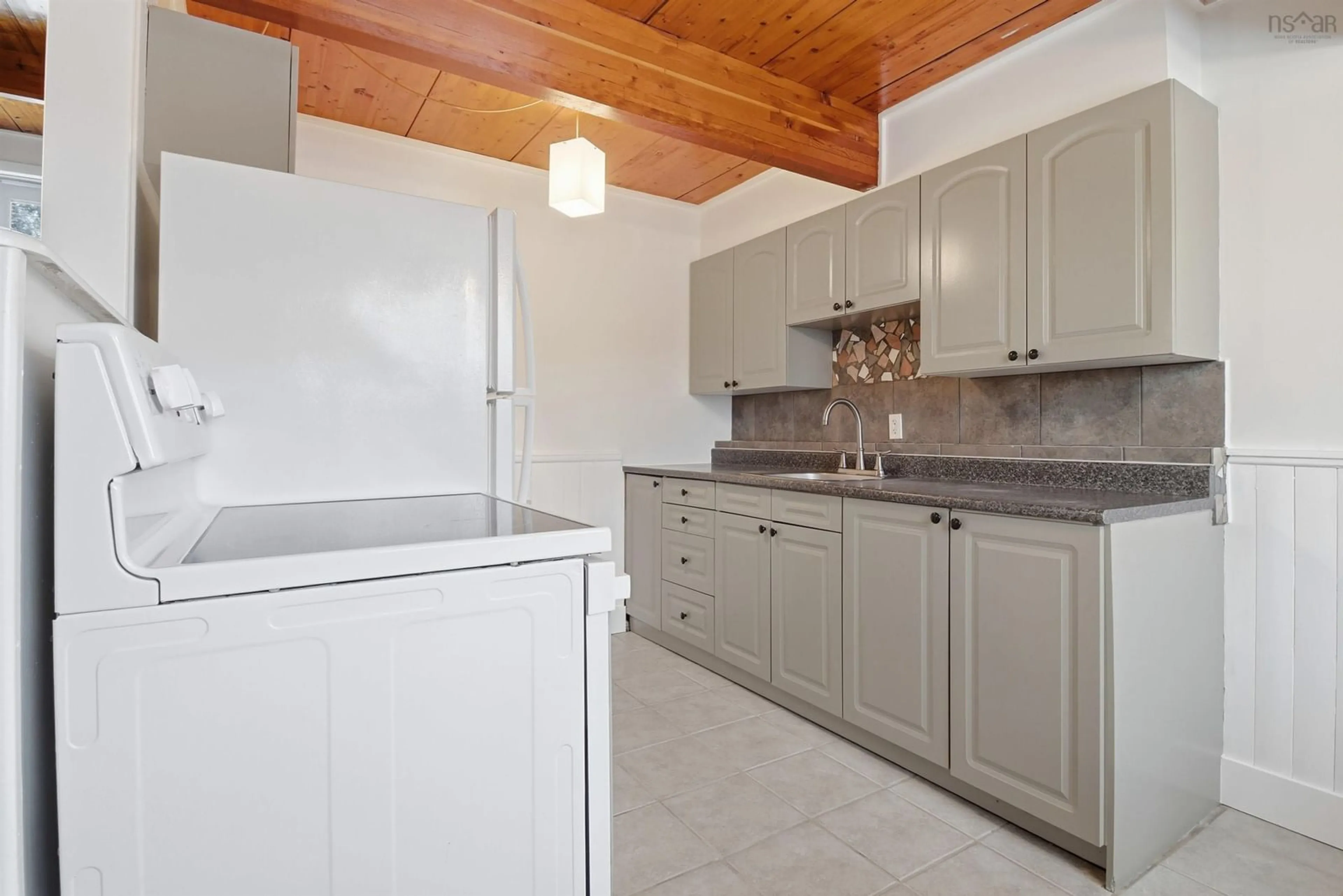 Standard kitchen, unknown for 76 Cavendish Rd, Halifax Nova Scotia B3P 2J7
