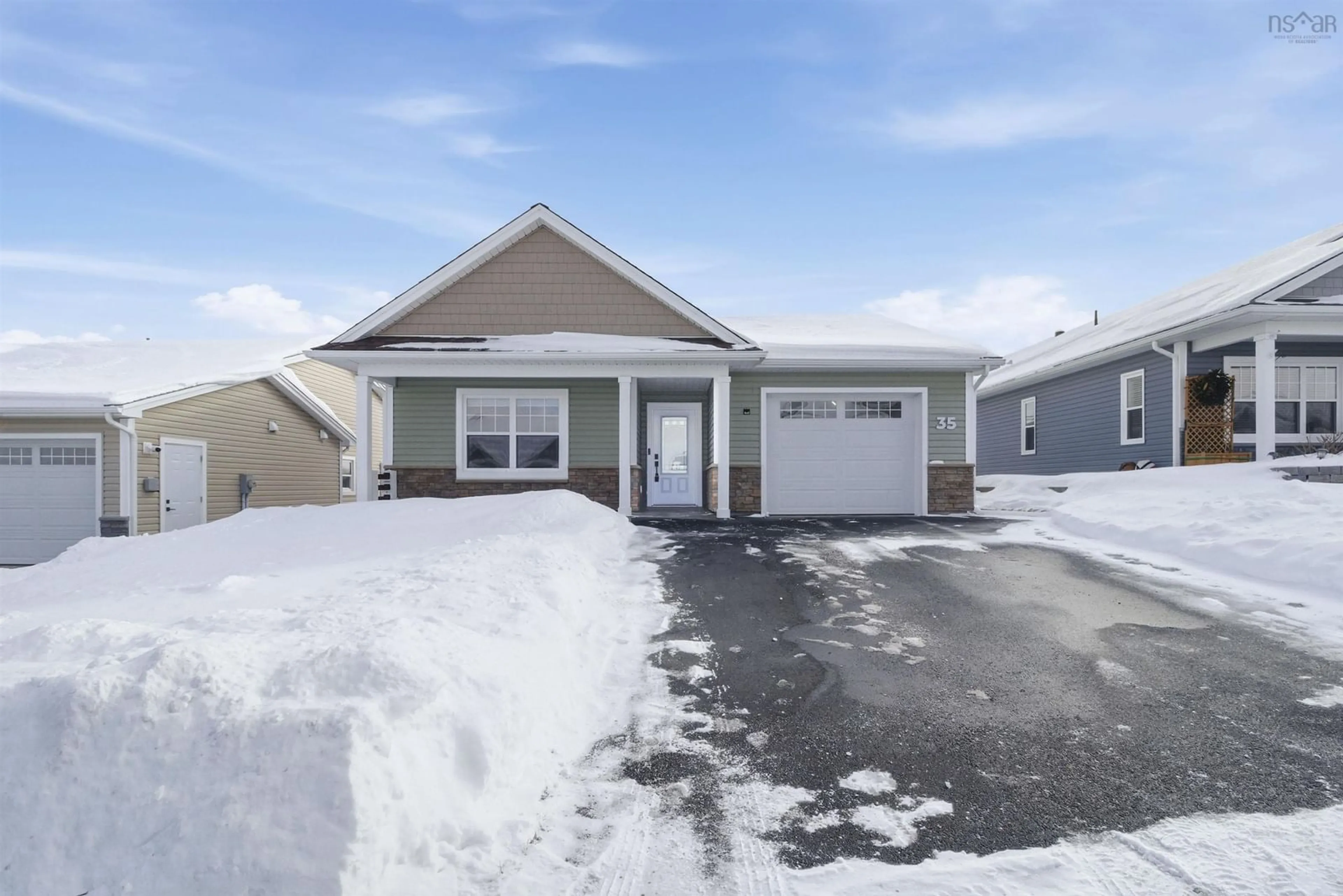 Unknown for 35 Elizabeth Avenue, Garlands Crossing Nova Scotia B0N 2T0