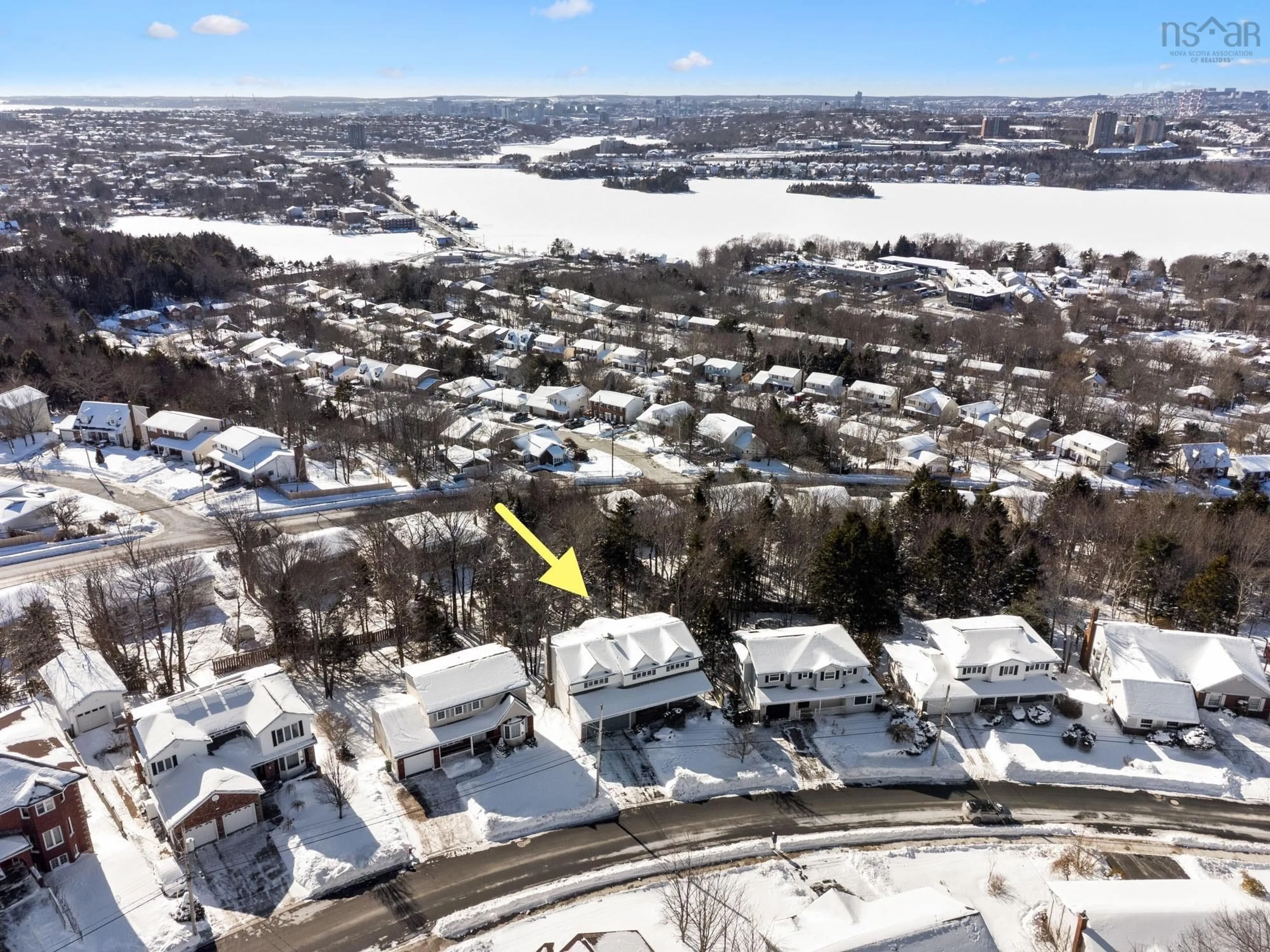 A pic from outside/outdoor area/front of a property/back of a property/a pic from drone, unknown for 15 Appian Way, Dartmouth Nova Scotia B2X 3G2