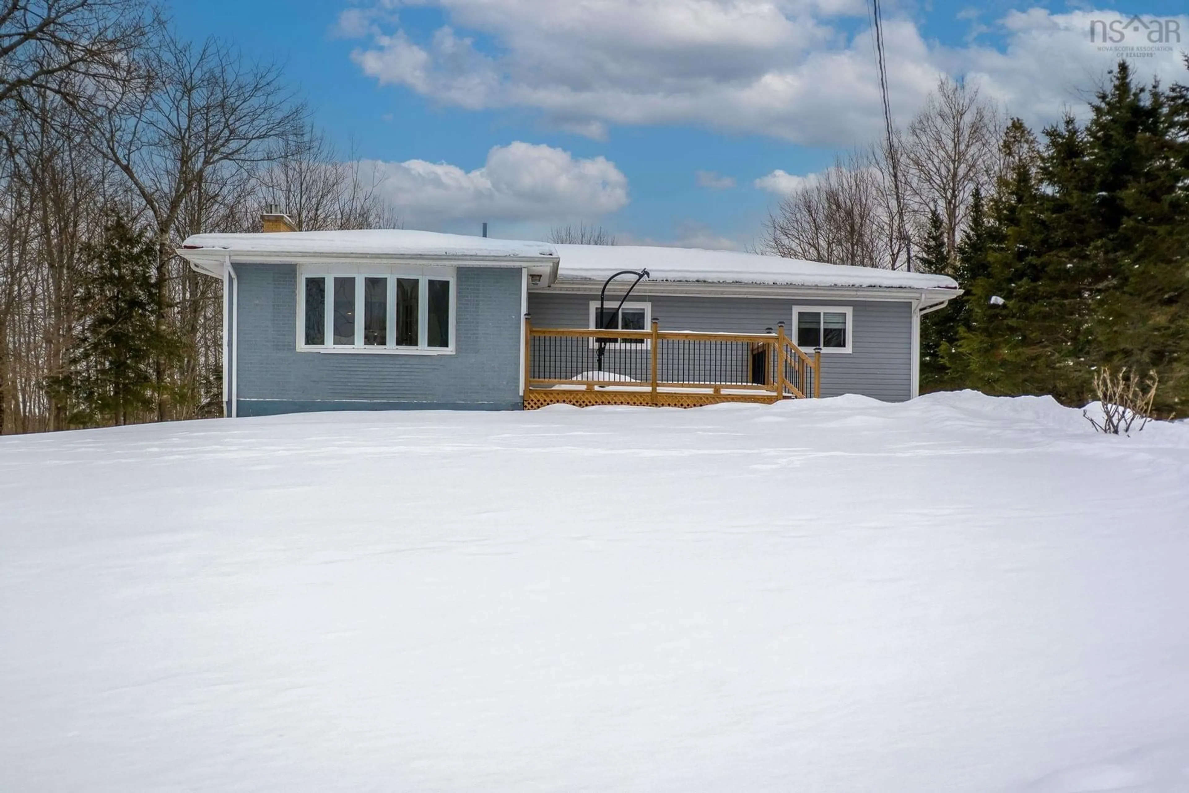 Home with vinyl exterior material, unknown for 218 St Andrews St, Stewiacke Nova Scotia B0N 2J0